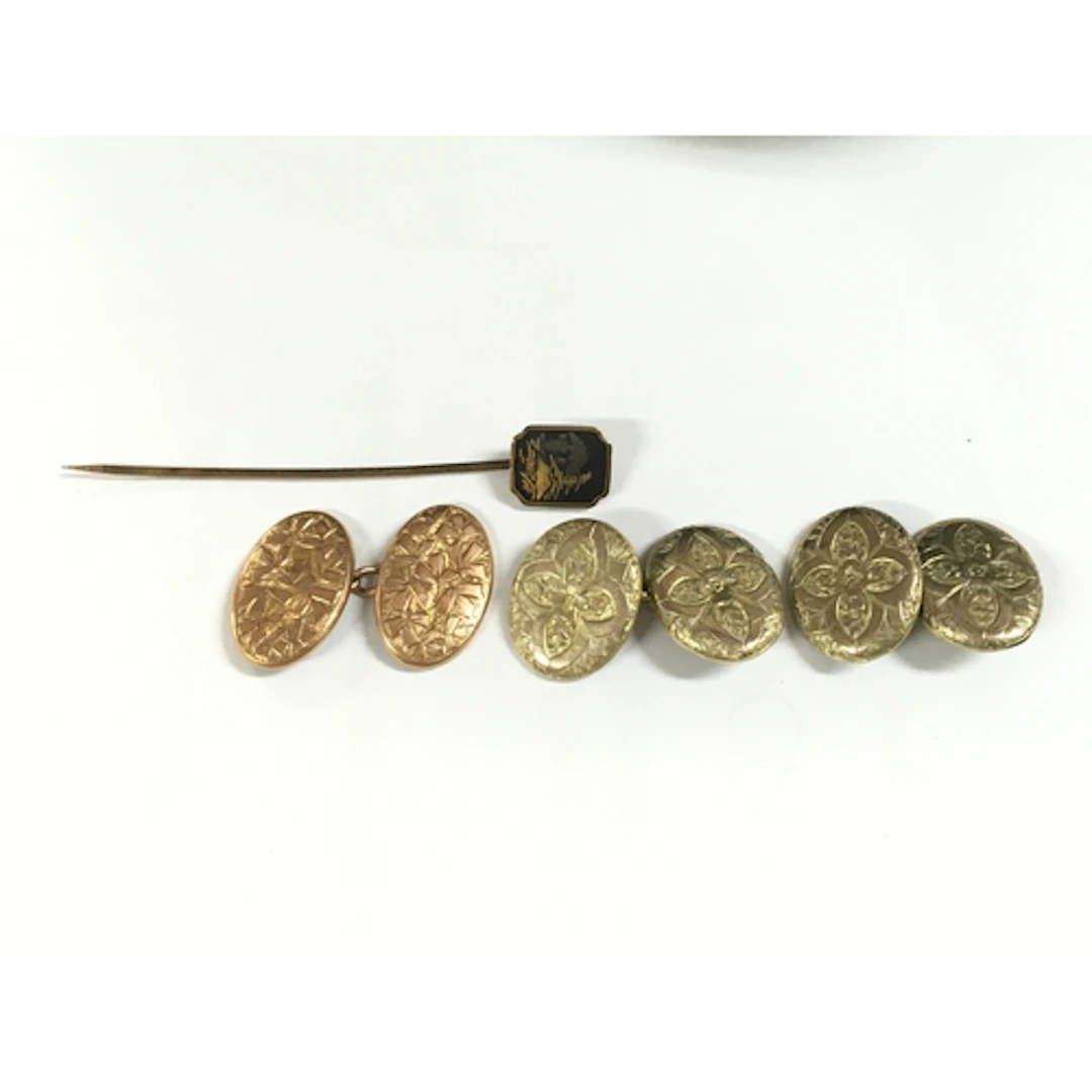 9ct gold cufflinks, tie pin (2.43g total weight) and other c...
