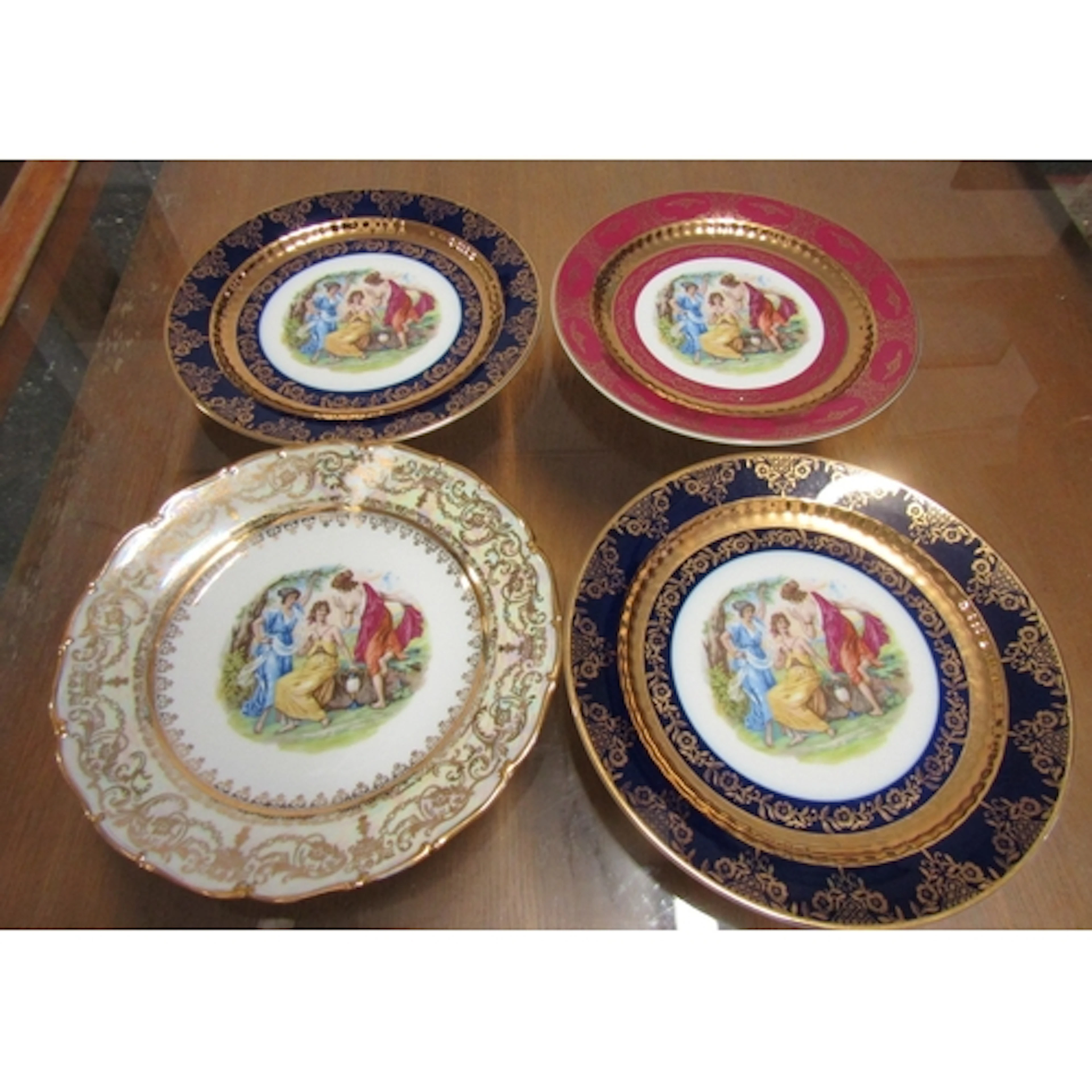 Four Collectors Dishes Fine Porcelain Gilt Decoration