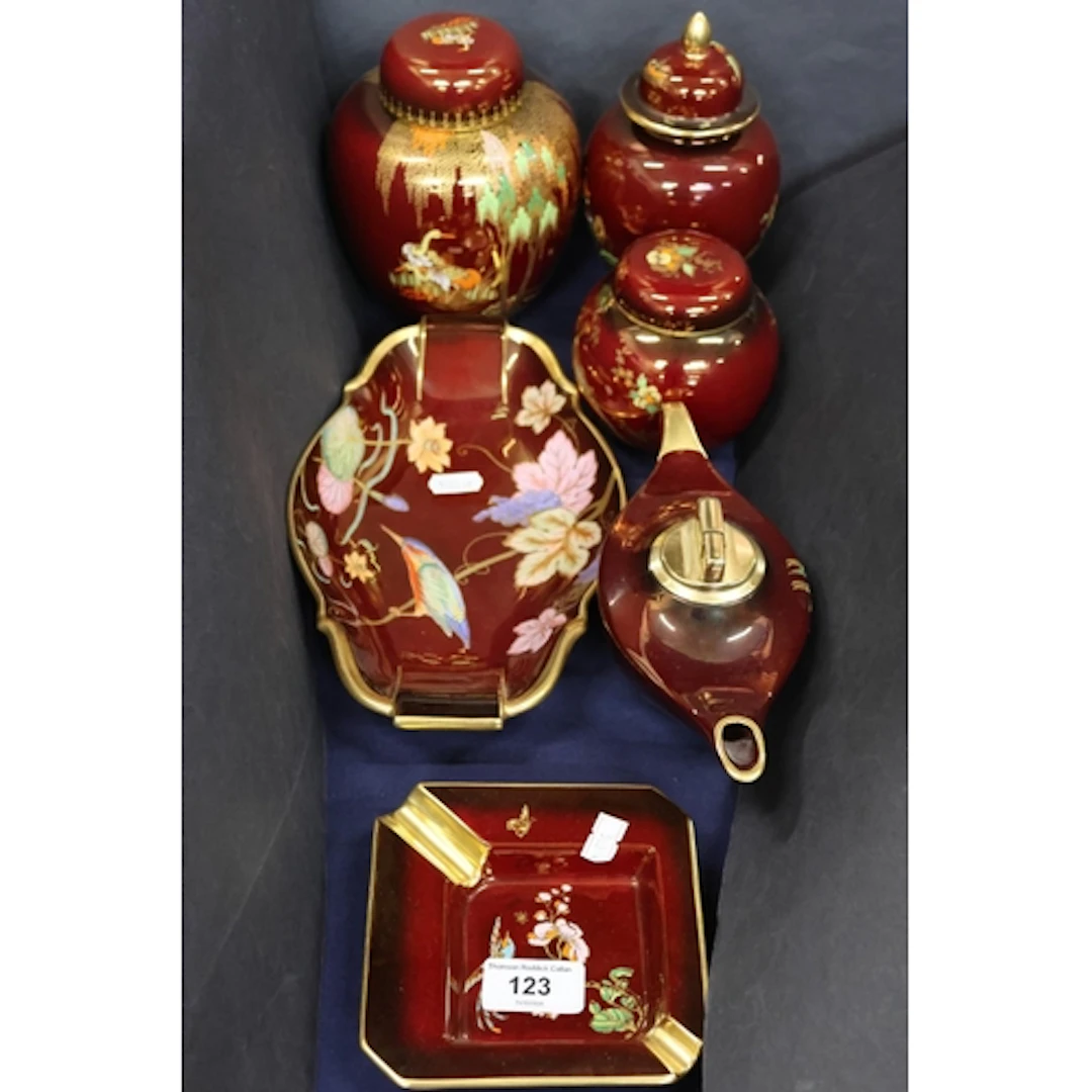 Carltonware Rouge Royale comprising dishes, lighters, ginger...