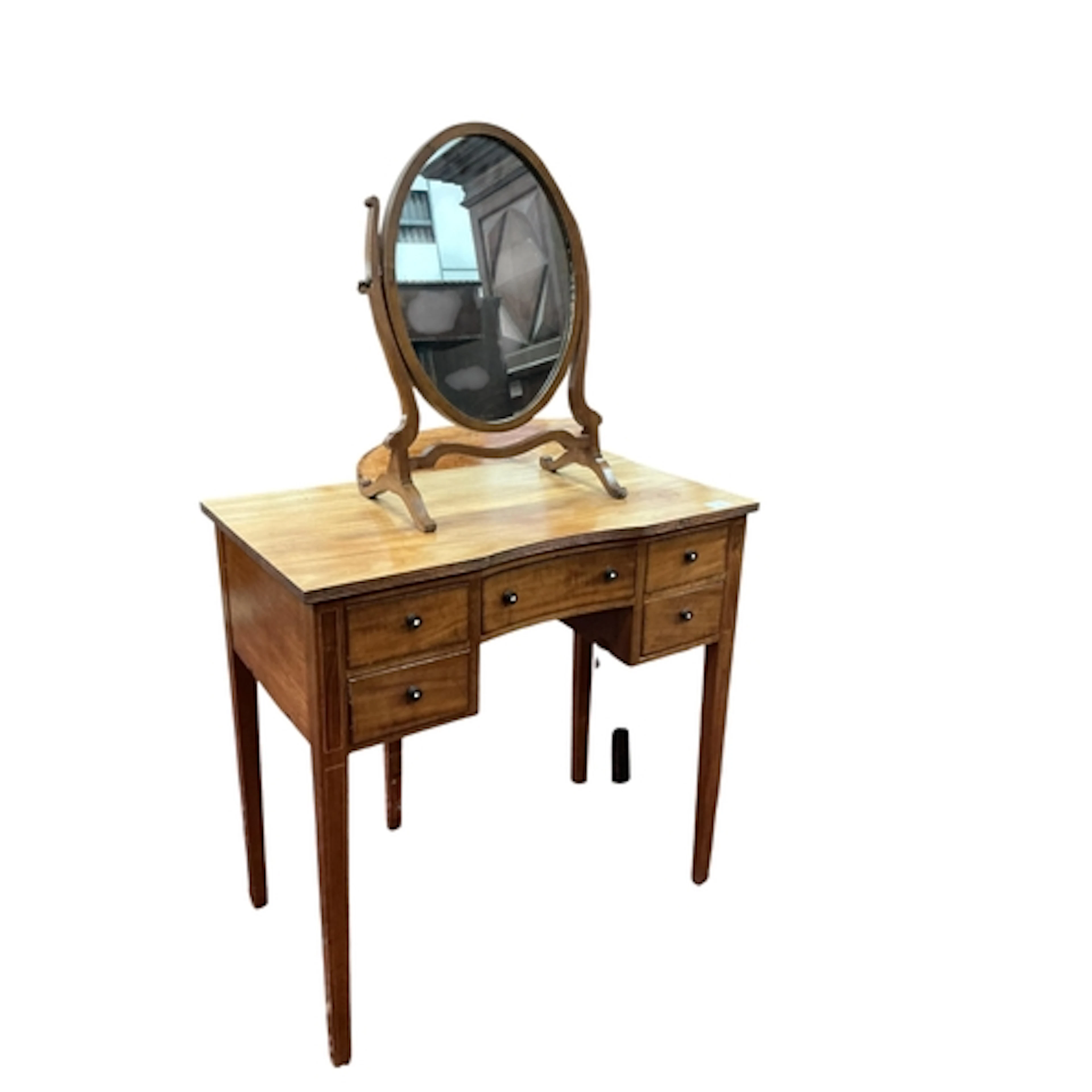 A George III style mahogany dressing table, width 79cm, dept...
