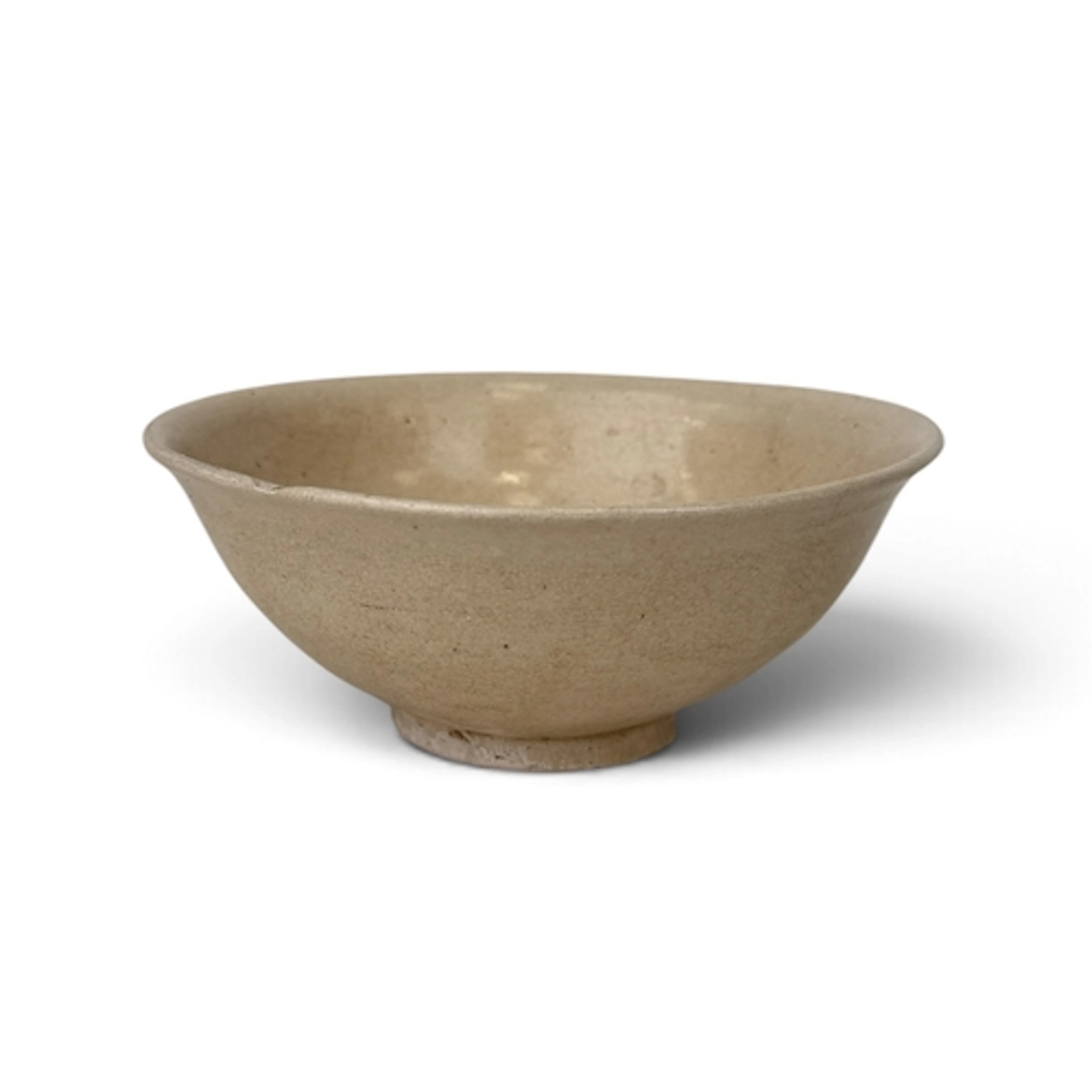 A CHINESE DING WARE BOWL 16.5cm W