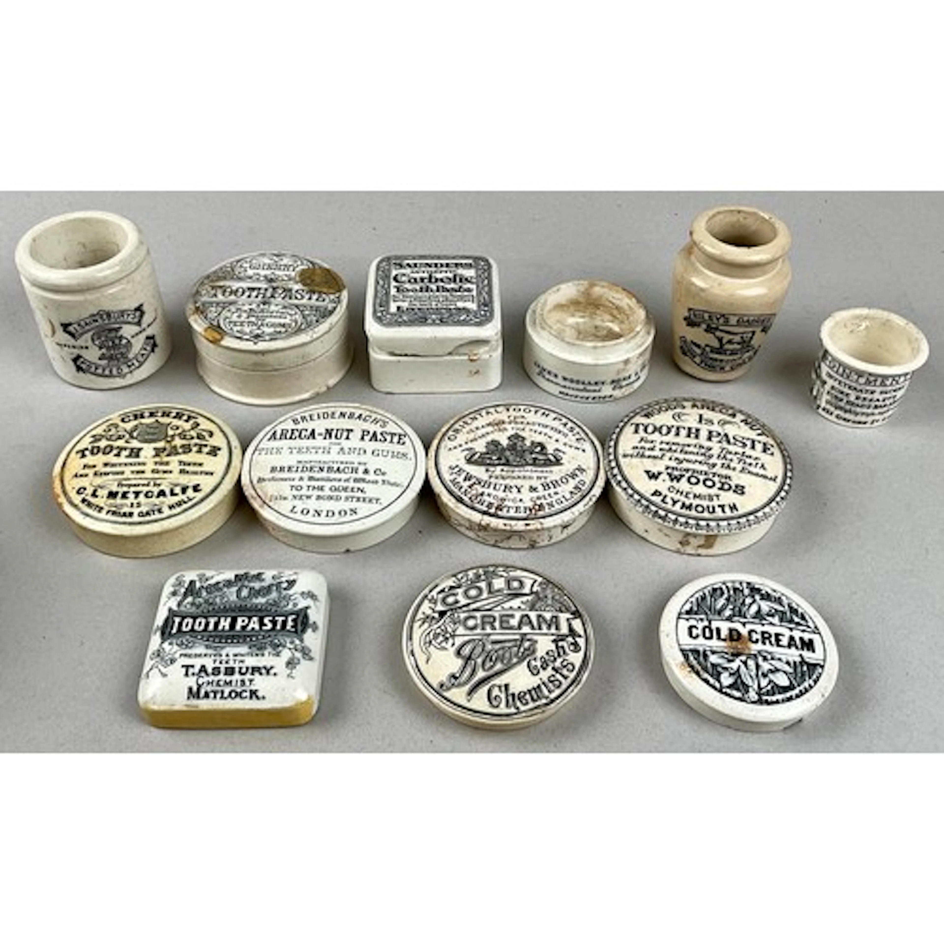 Advertising - a collection of late 19th/early 20th century b...