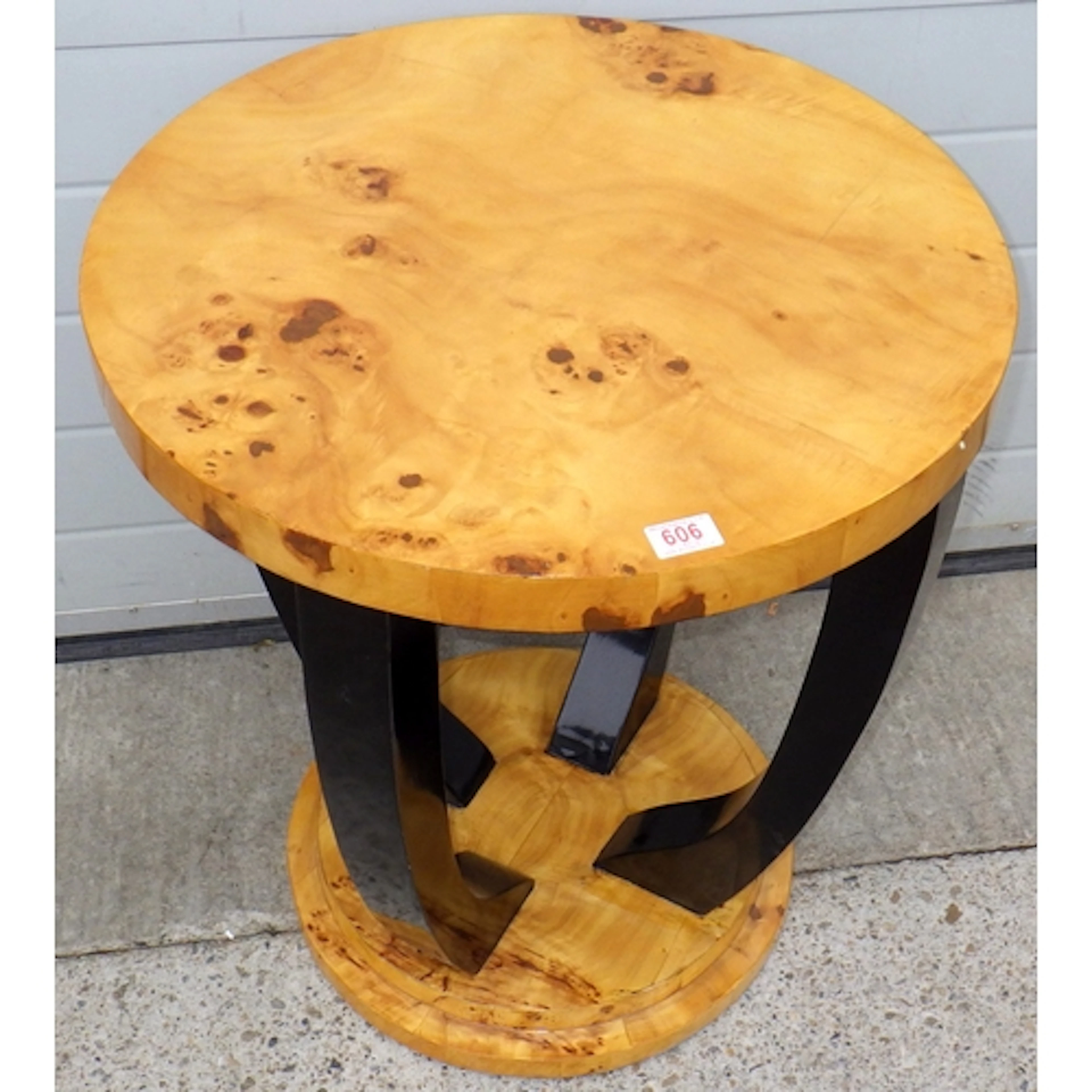 An Art Deco style Table