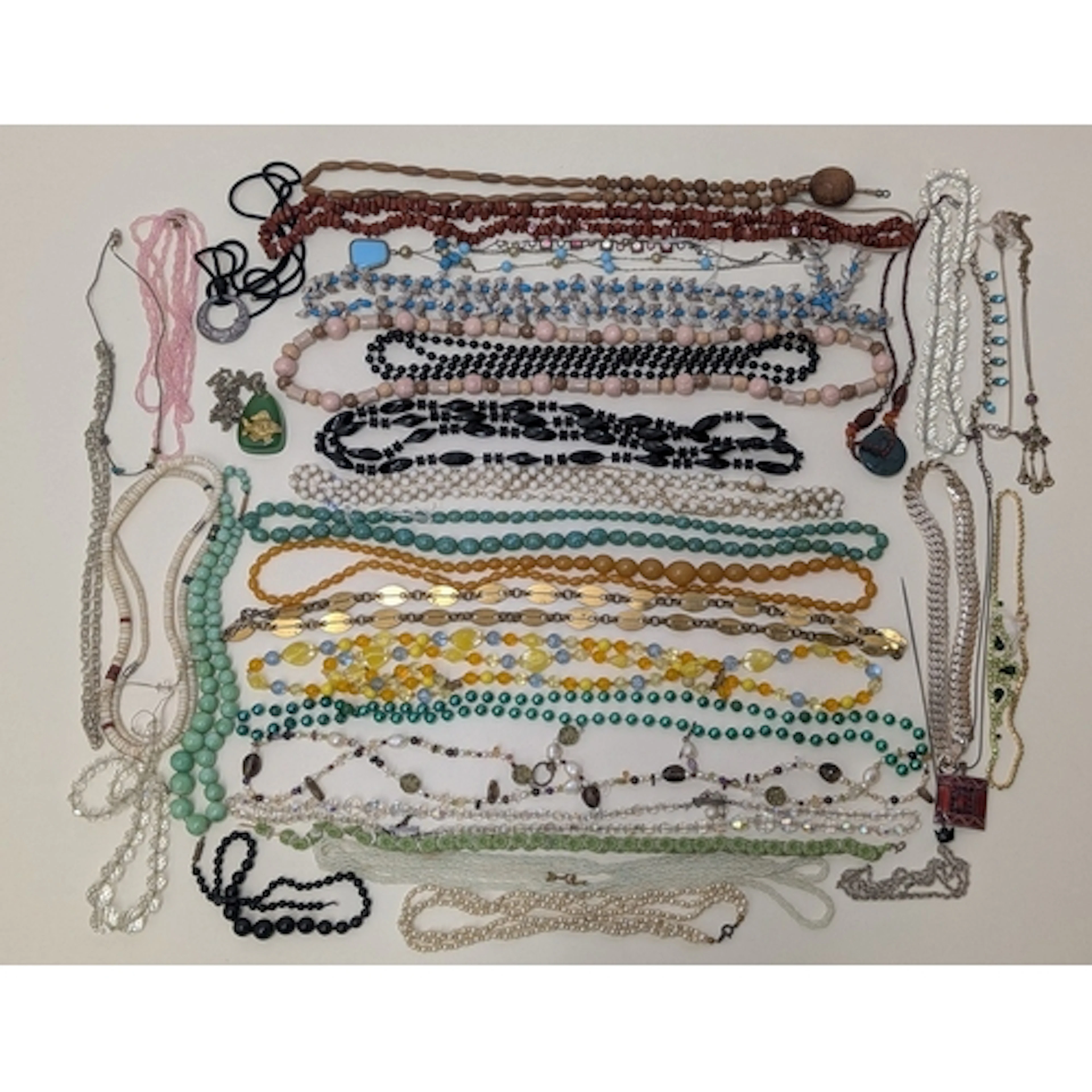 Costume Jewellery Necklaces, pendants, chains etc.