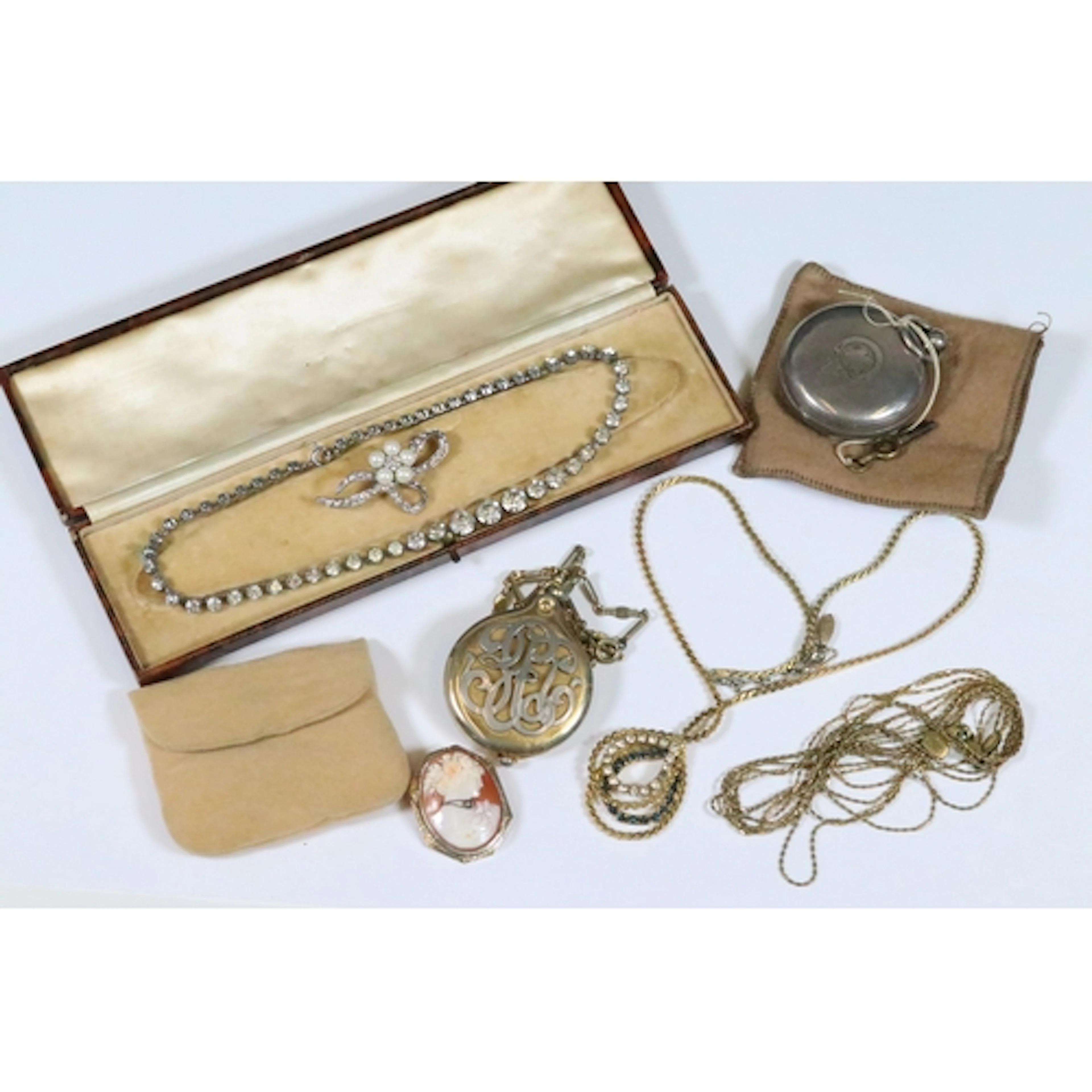 Collection of mixed costume jewellery and collectables to in...