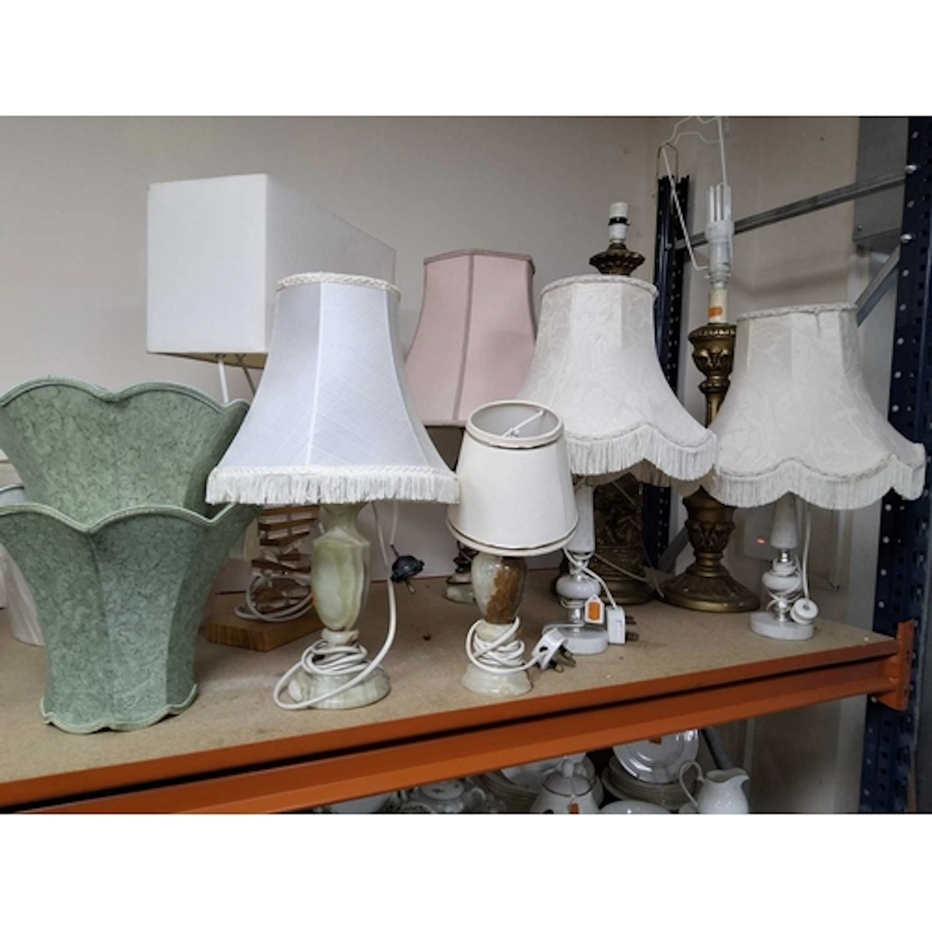 A GROUP OF ASSORTED TABLE LAMPS AND SHADES to include a pair...