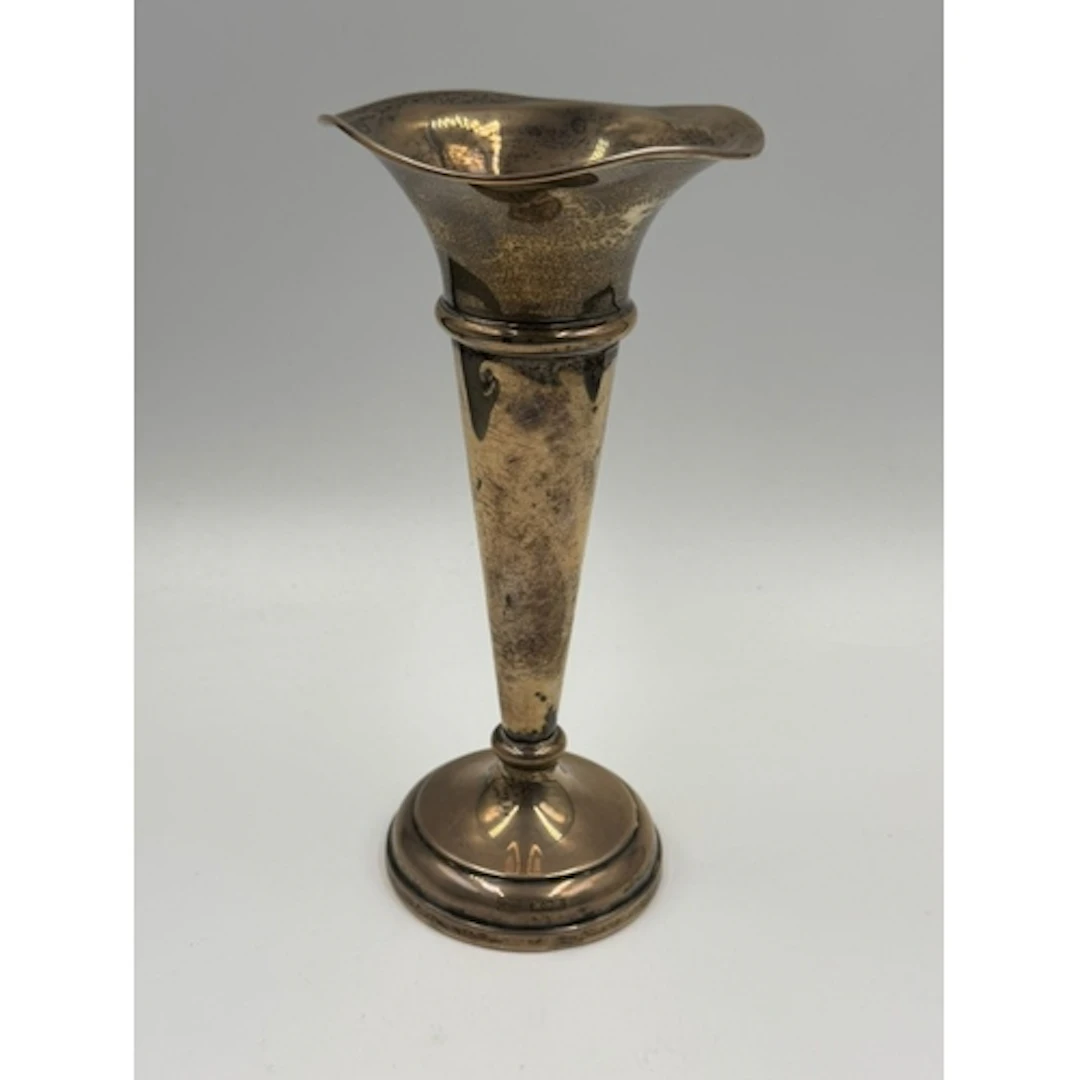 A hallmarked silver spill vase by Mappin & Webb, approxi...