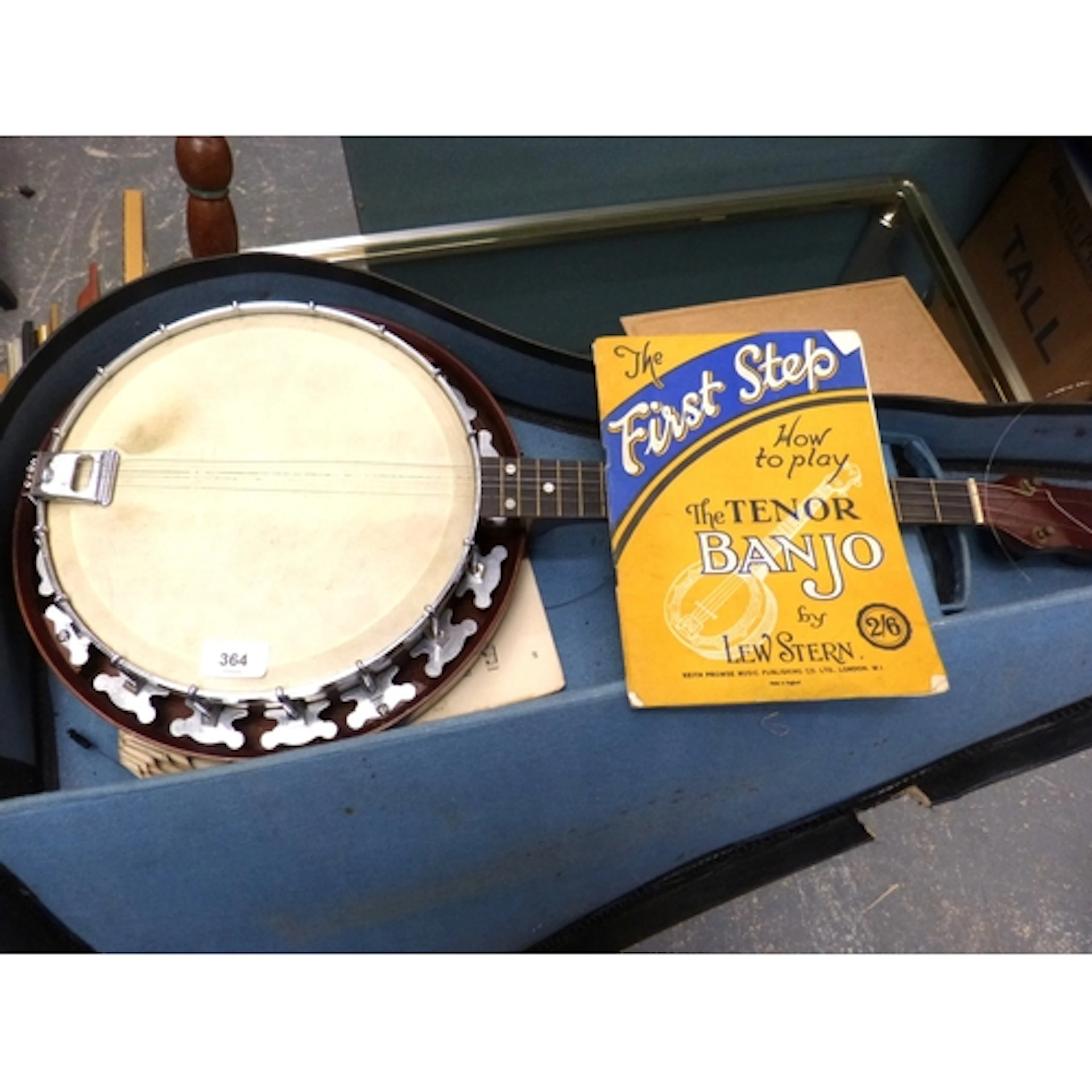 Vintage cased BM banjo.