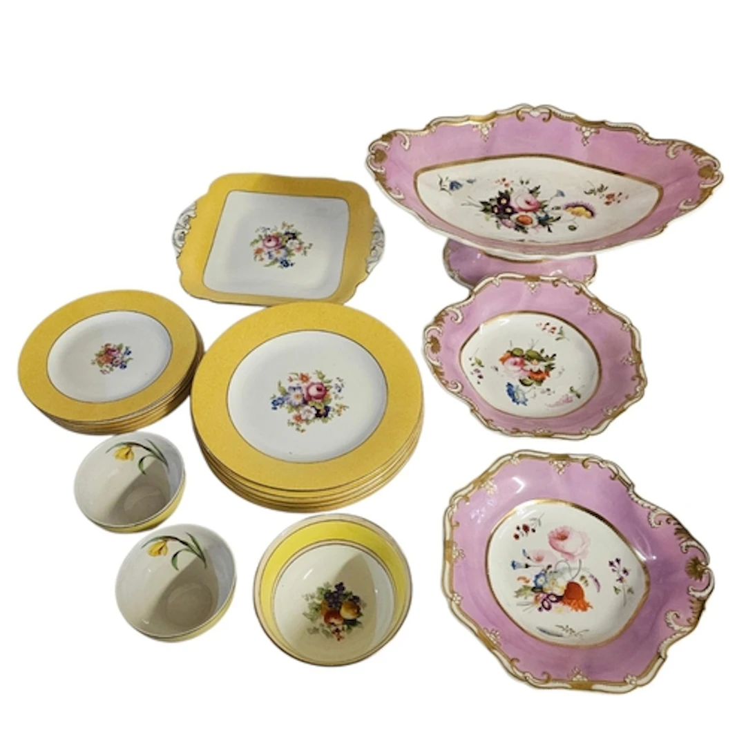 SPODE FELDSPAR, AN EARLY 19TH CENTURY PORCELAIN TAZZA STAND ...