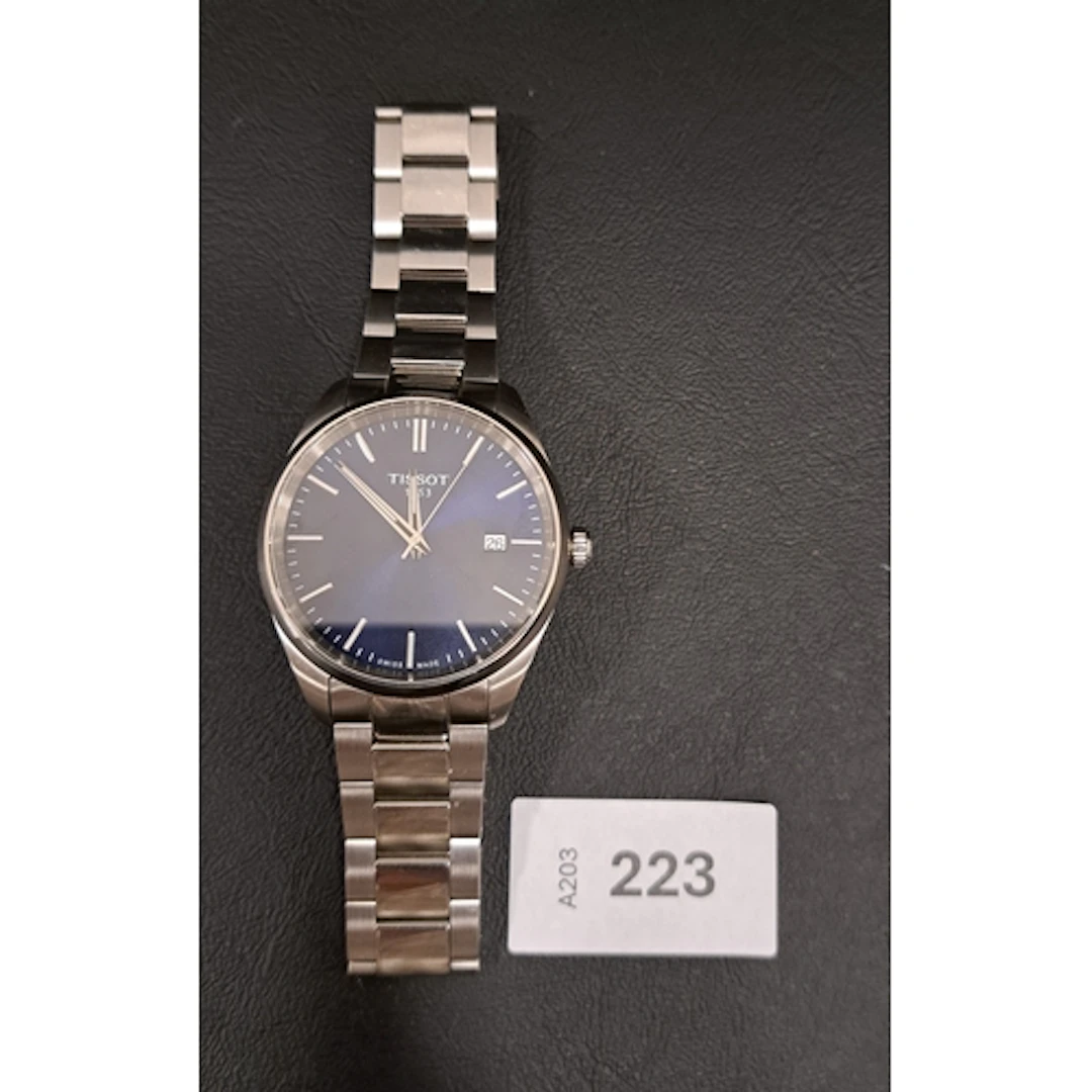 TISSOT WRISTWATCH IN STAINLESS STEEL the blue dial with bato...