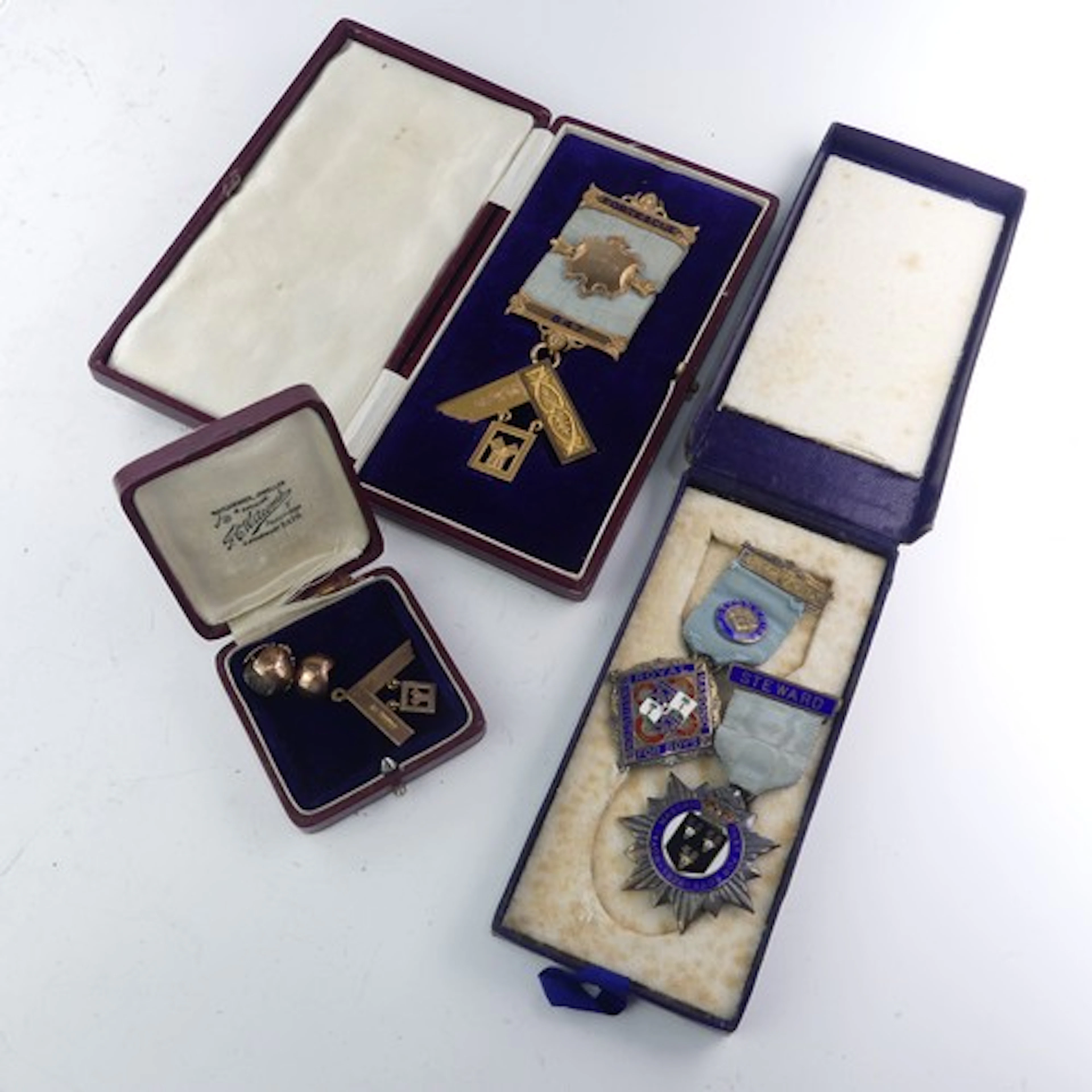 Masonic Interest; A 15ct yellow gold Past Masters Jewel, For...