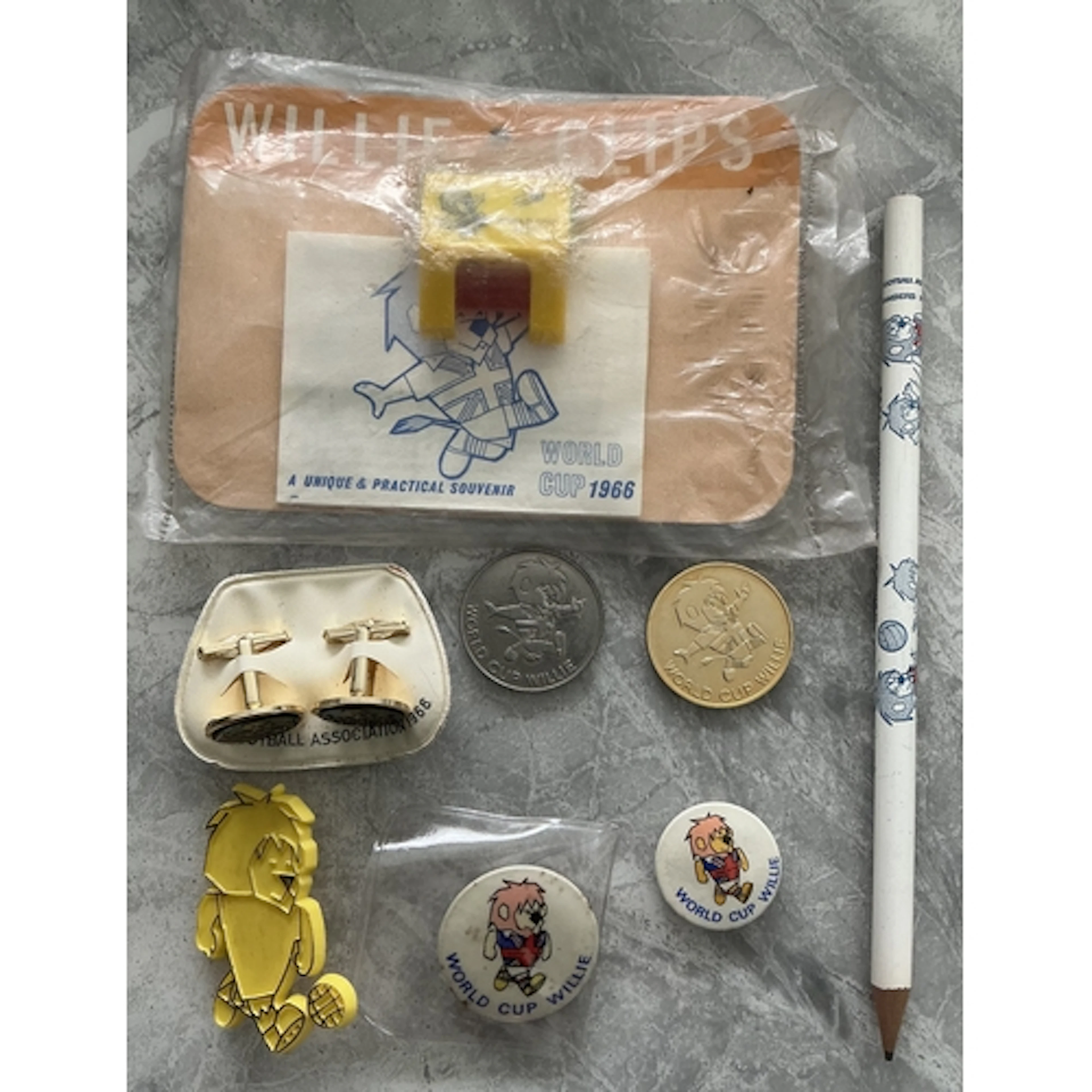 1966 World Cup Willie Football Memorabilia: Pair of cufflink...