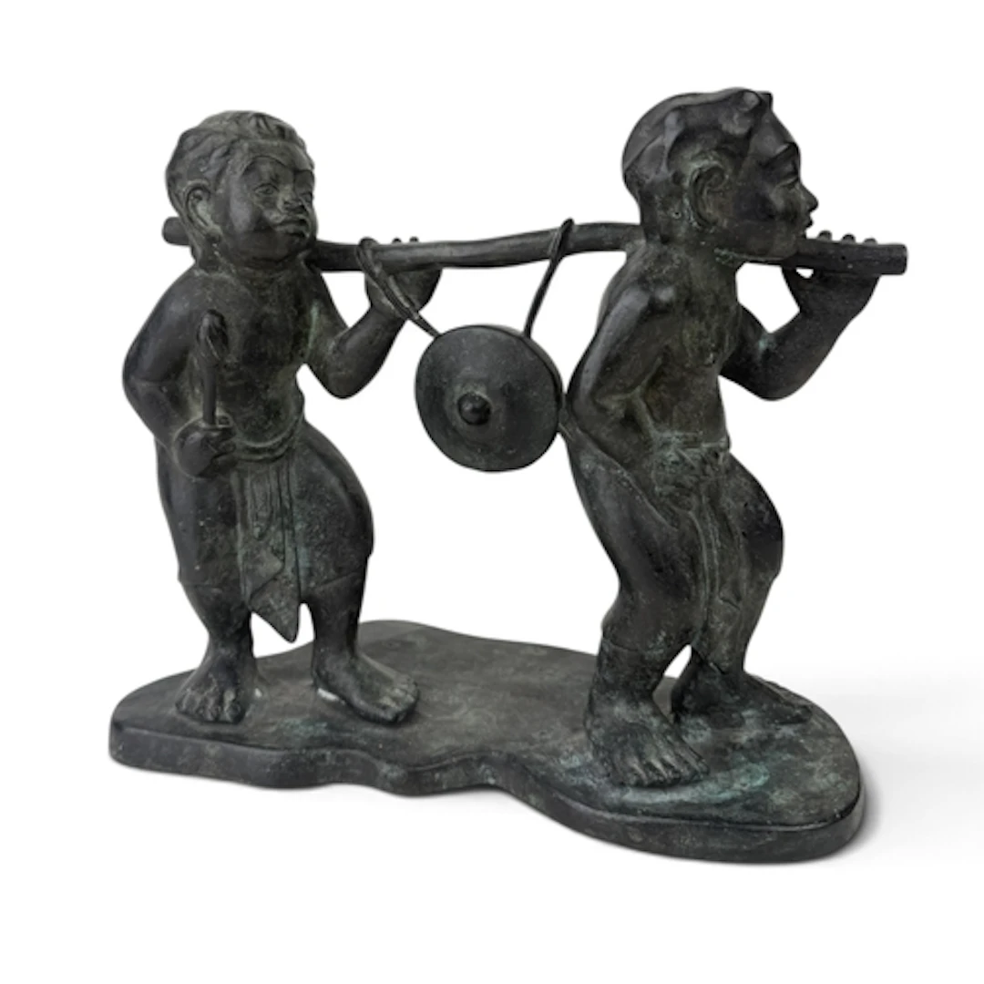 A BURMESE BRONZE SCULPTURE OF TWO FIGURES CARRYING A GONG 28...