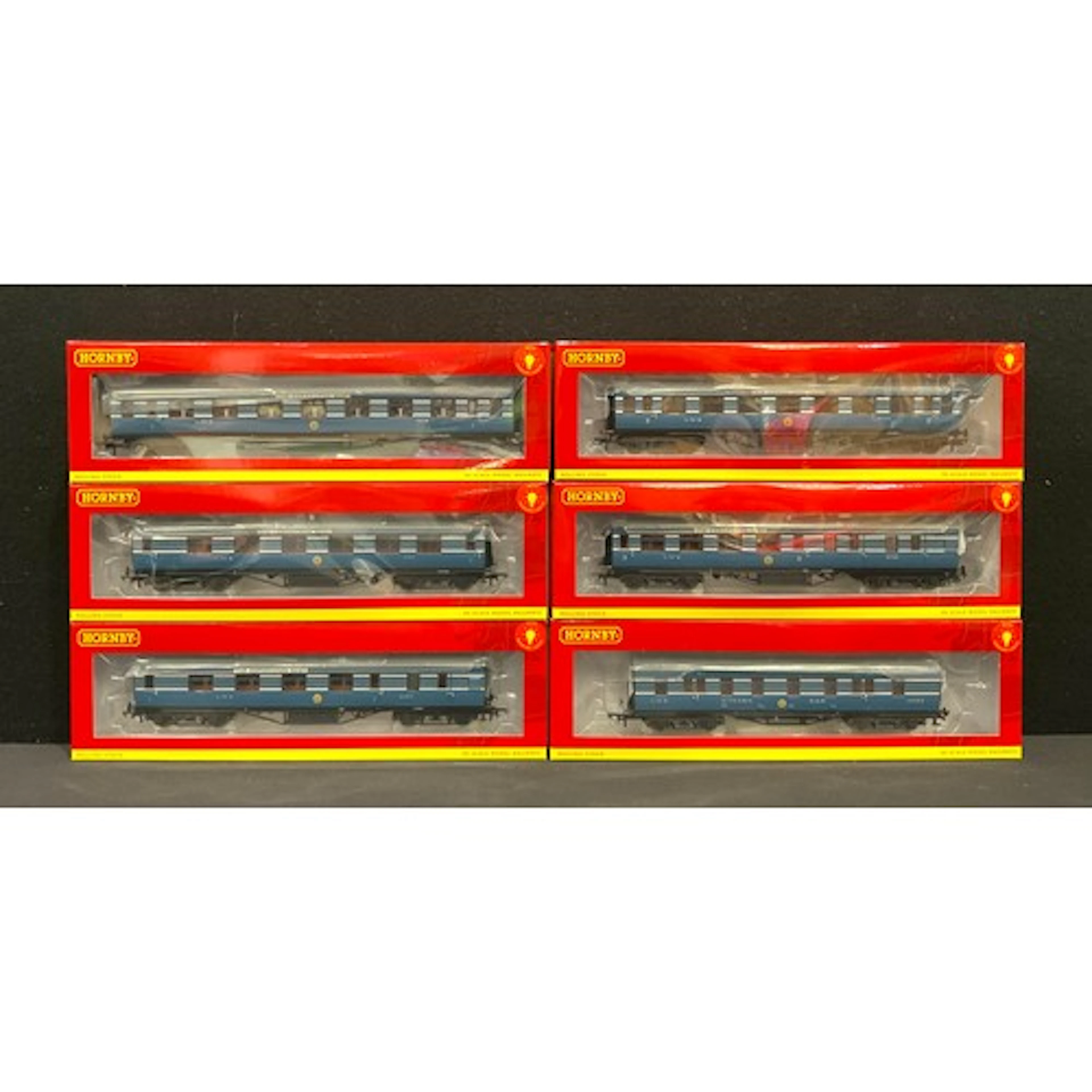 Hornby Model Railways - A quantity of Hornby Railways 00 Gau...
