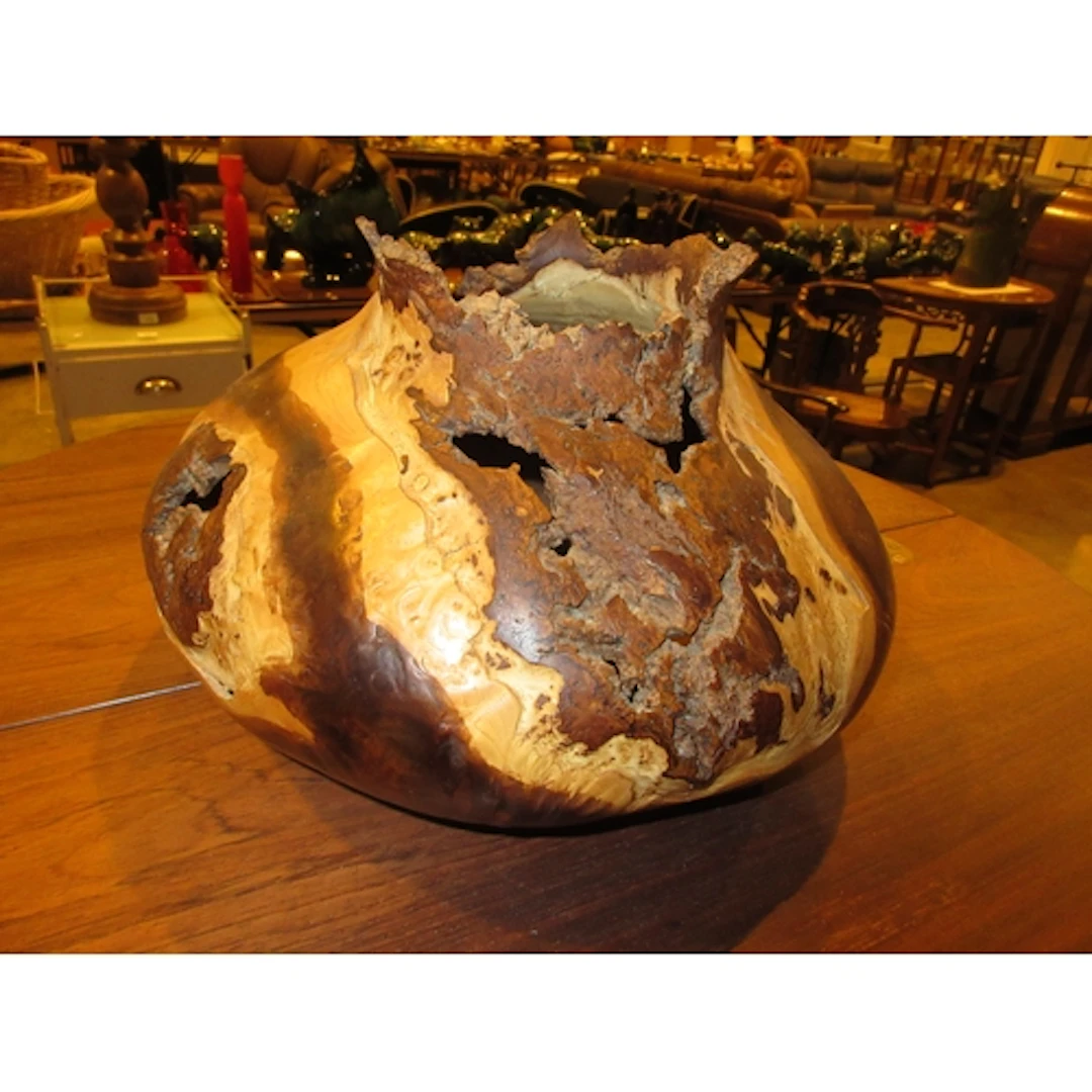 Mulberry Bowl, 17cm h, 24cm w