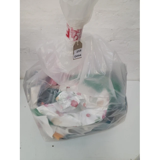 ONE BAG OF MAINLY SHOPPING BAGS
