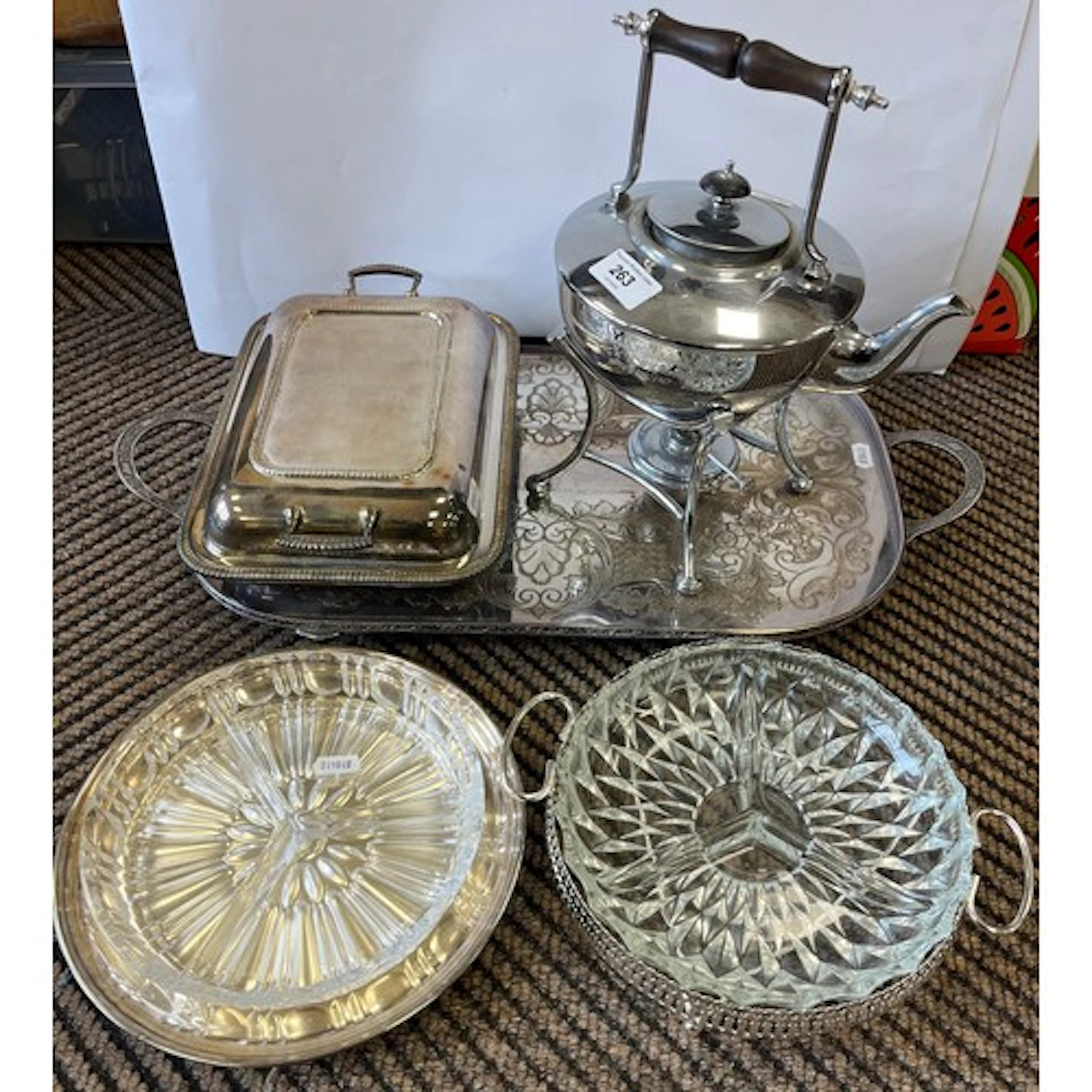 Collection of Ep to include tray, spirit kettle, entree dish...
