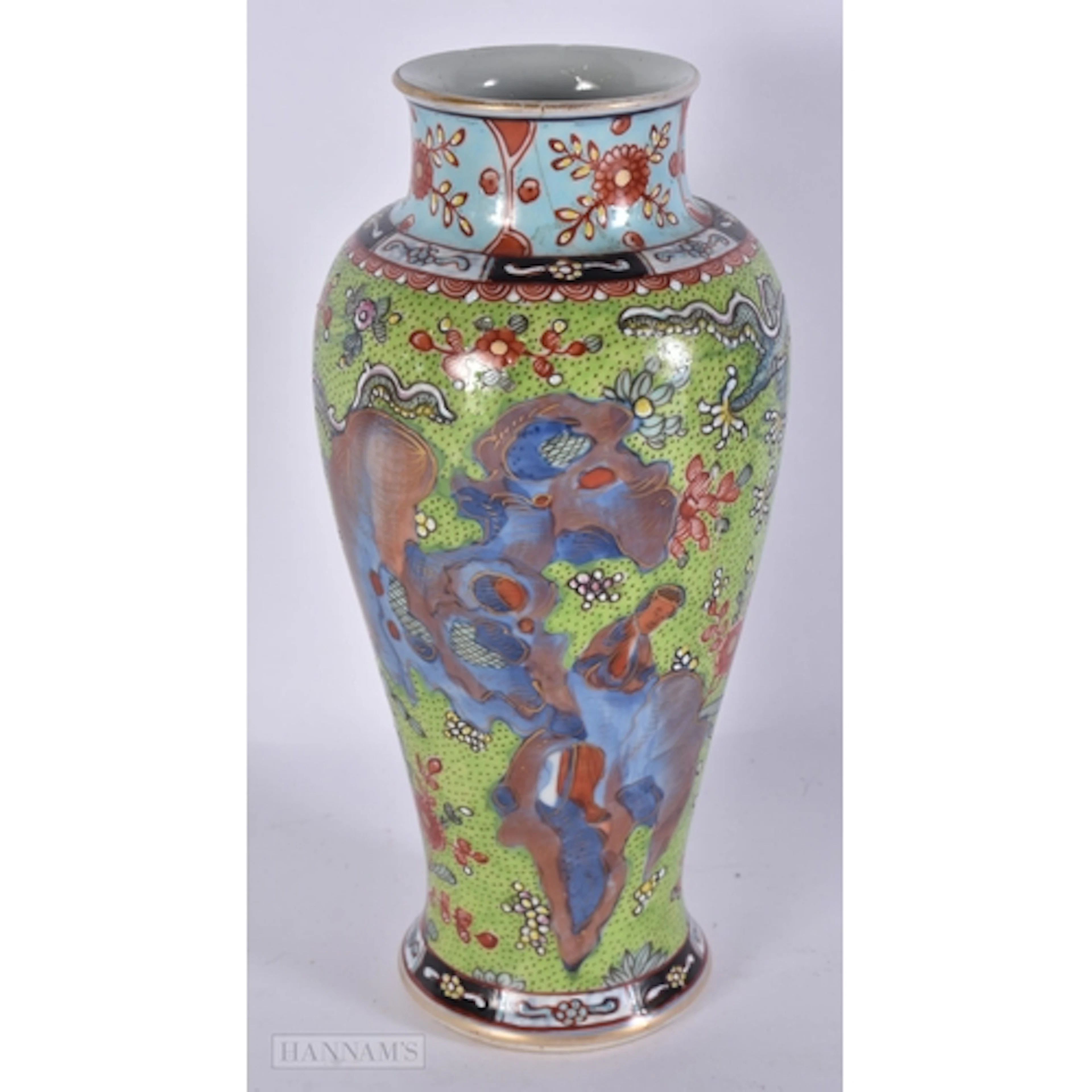 A 17TH/18TH CENTURY CHINESE CLOBBERED PORCELAIN VASE Kangxi/...