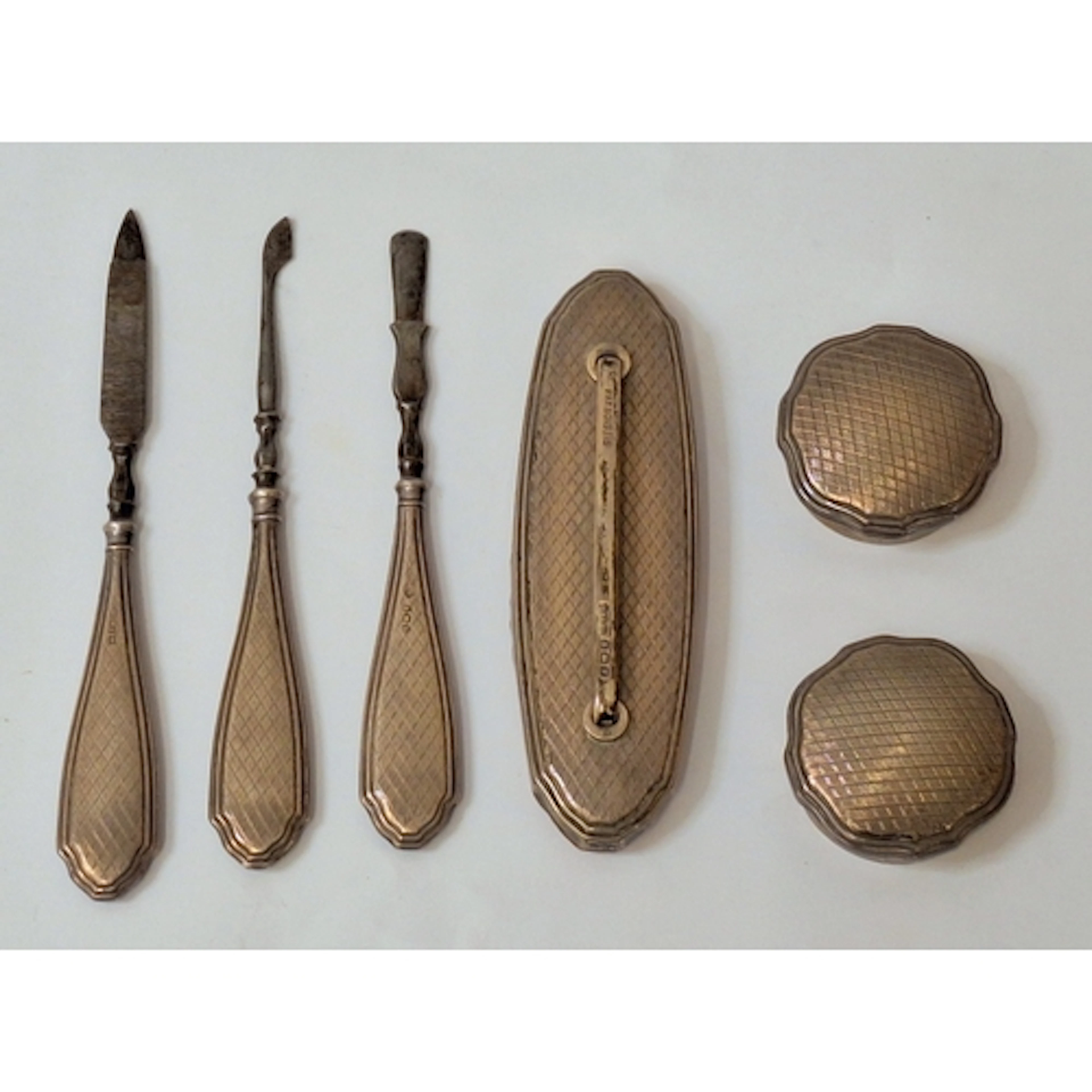 Antique Hallmarked Silver Nail/Vanity Set incl. nail tools, ...