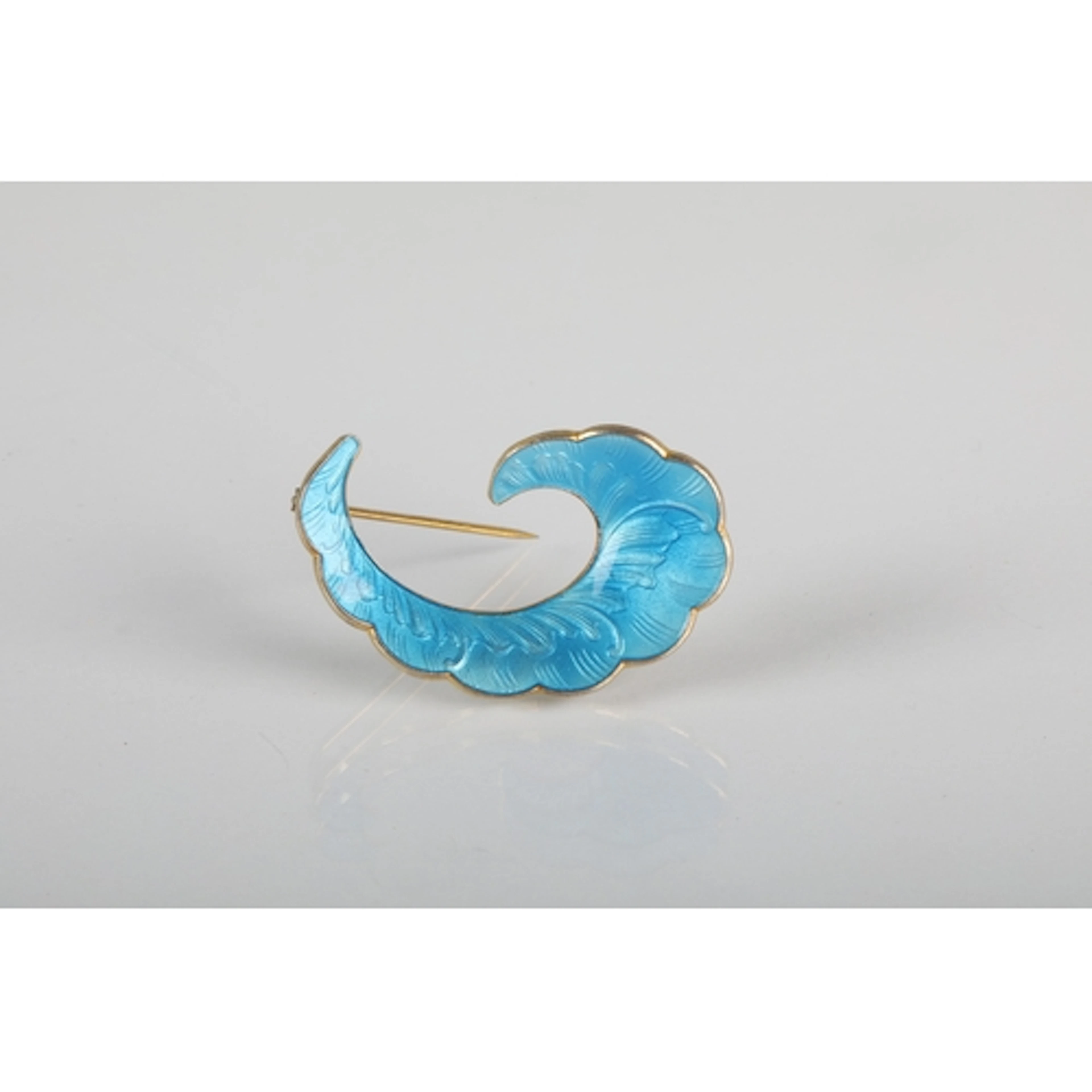 Norwegian sterling silver blue enamel brooch, gross weight 6...