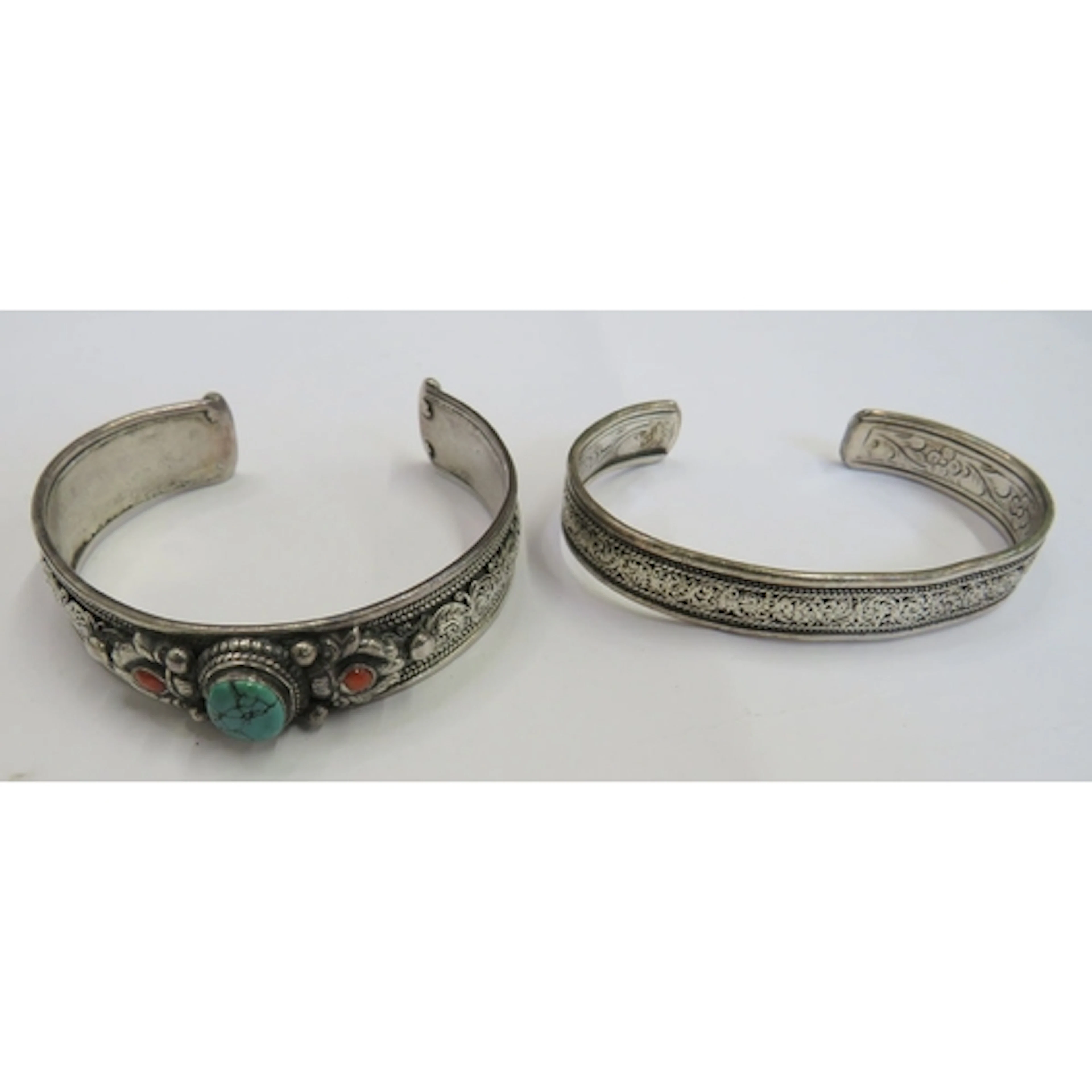 2 Tibetan White Metal Cuff Bangles incl. central turquoise c...