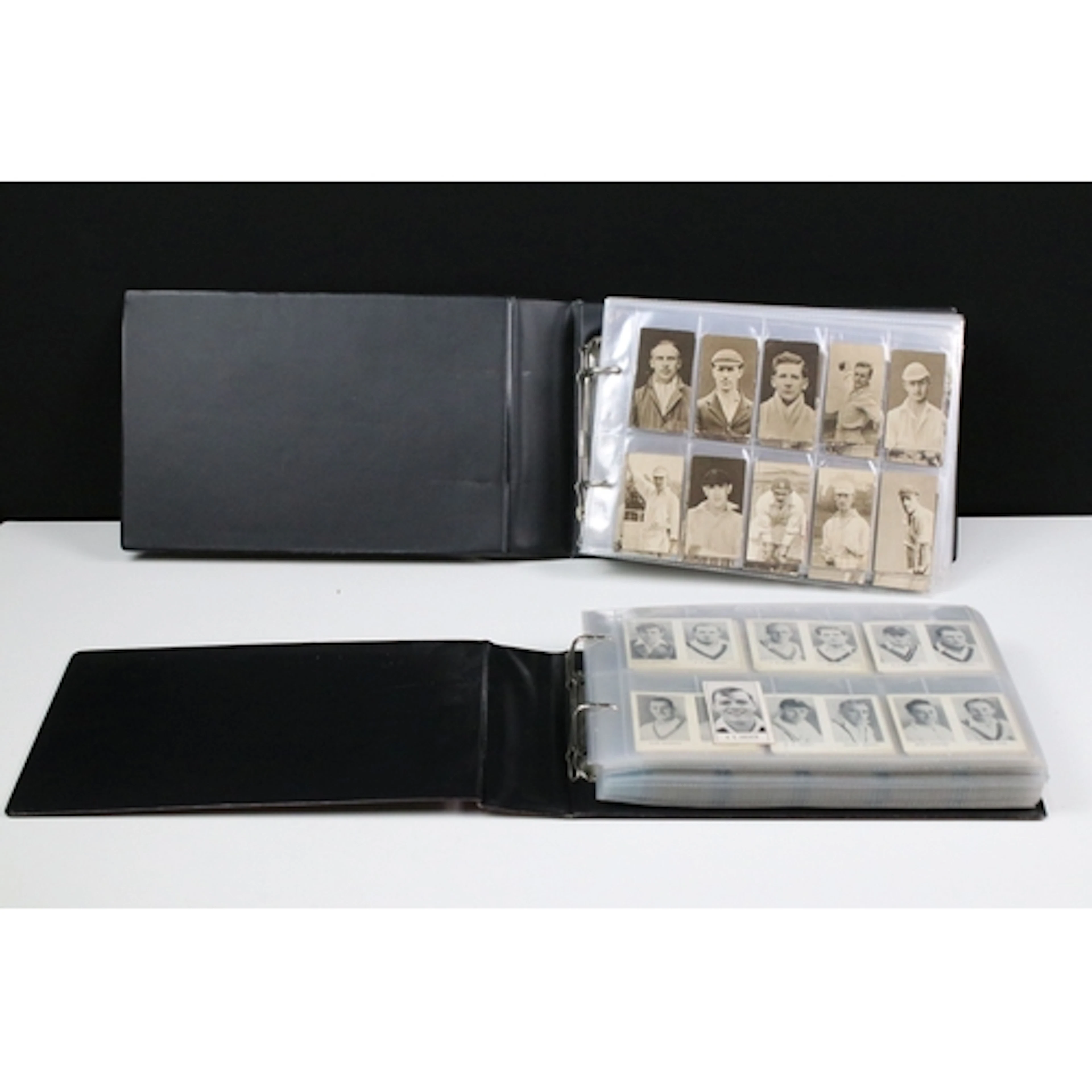 Cigarette Cards - A large collection of Cricket related conf...