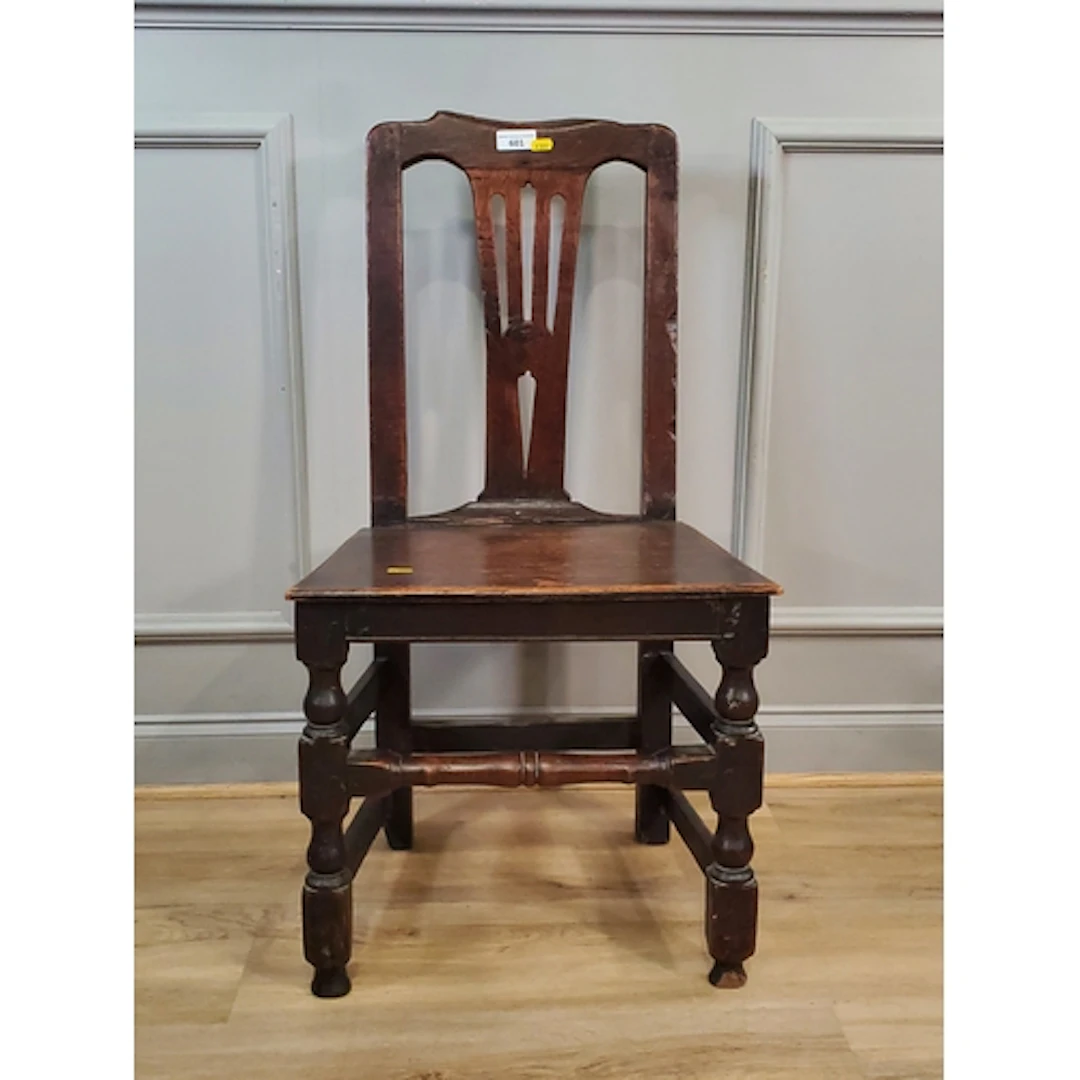 An oak splat back single Chair, (R2).
