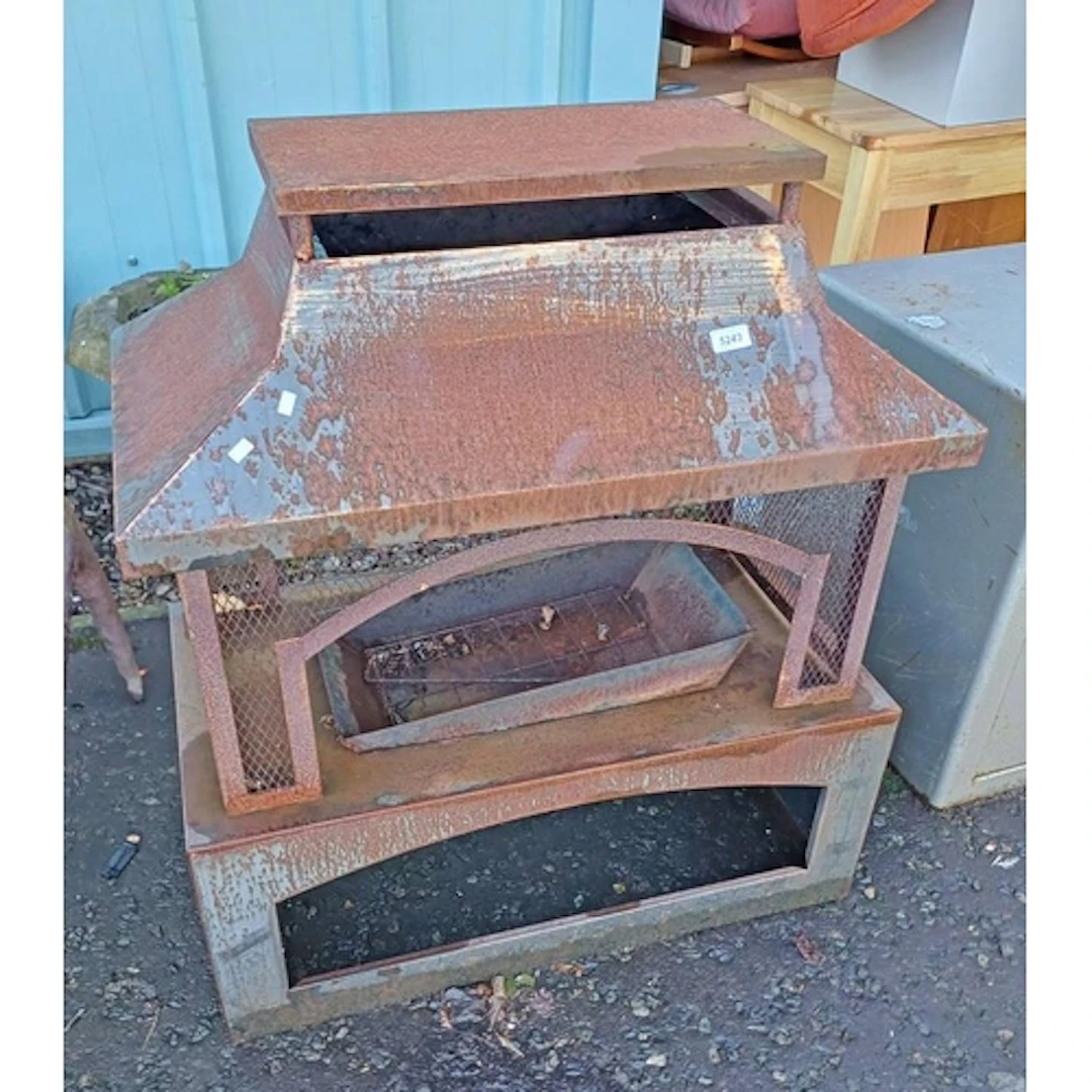 OUTDOOR LOG BURNER/ FIREPLACE