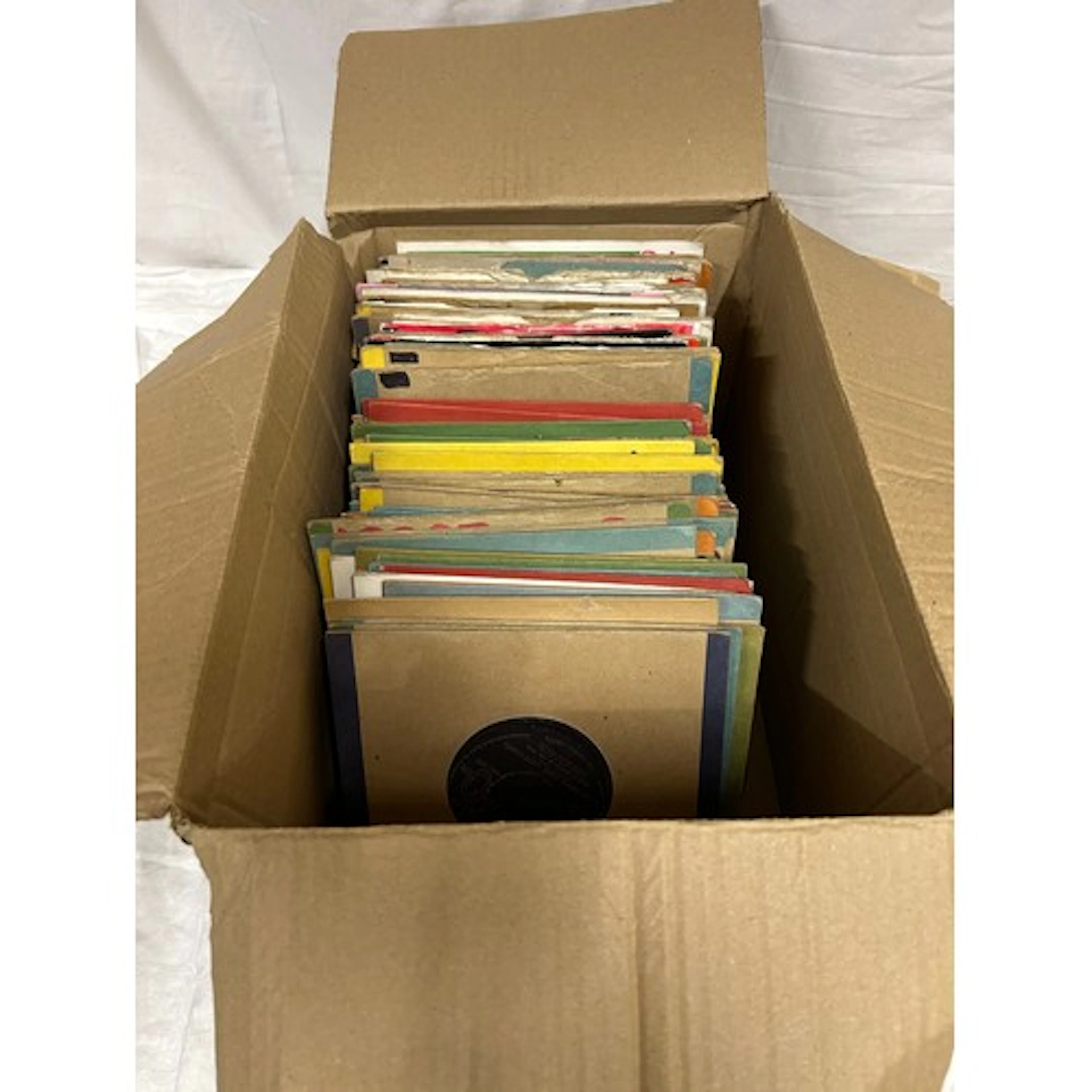 A collection of approx. 100 x 7" singles to include rock, po...