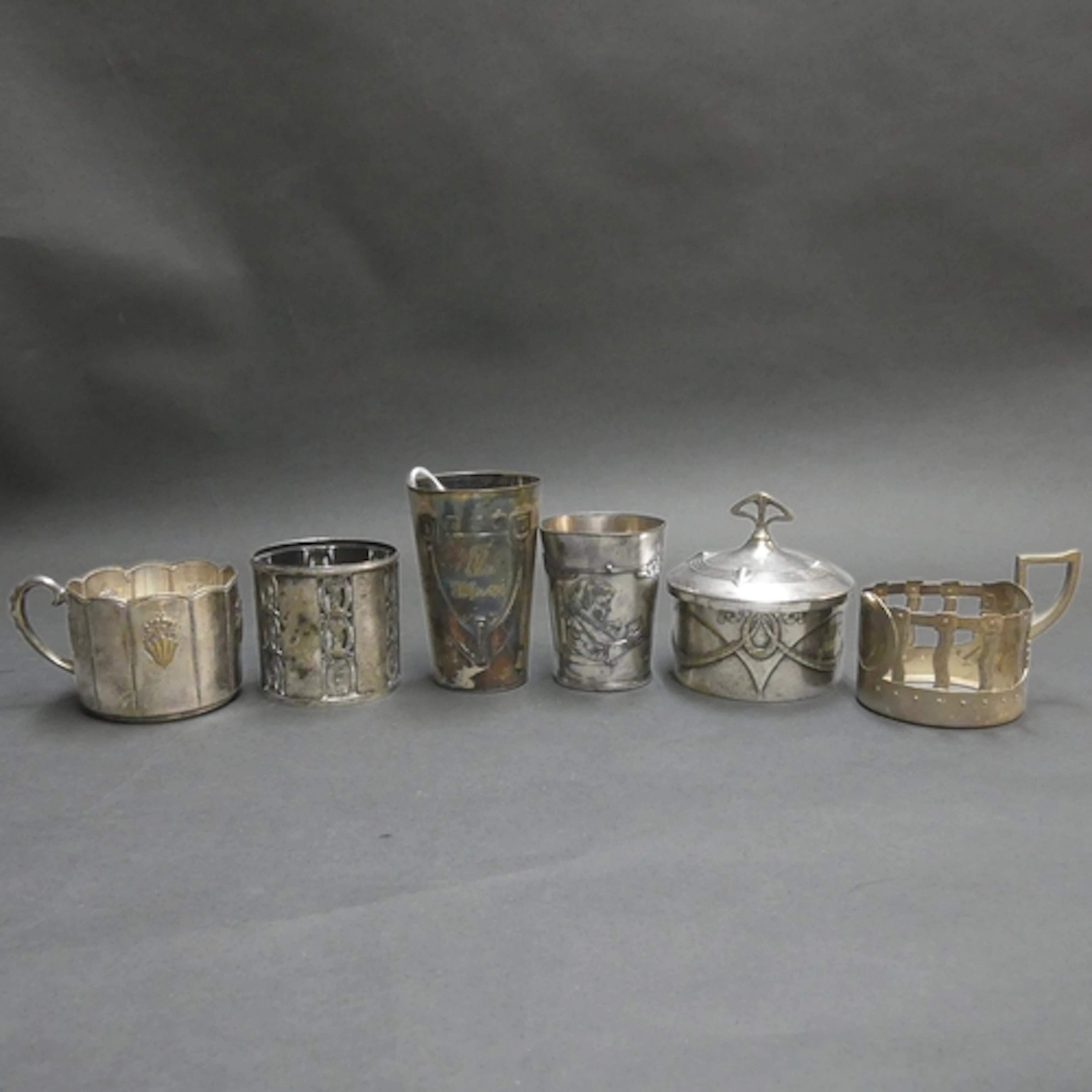 WMF - A selection of Art Nouveau silver plated tots and tabl...