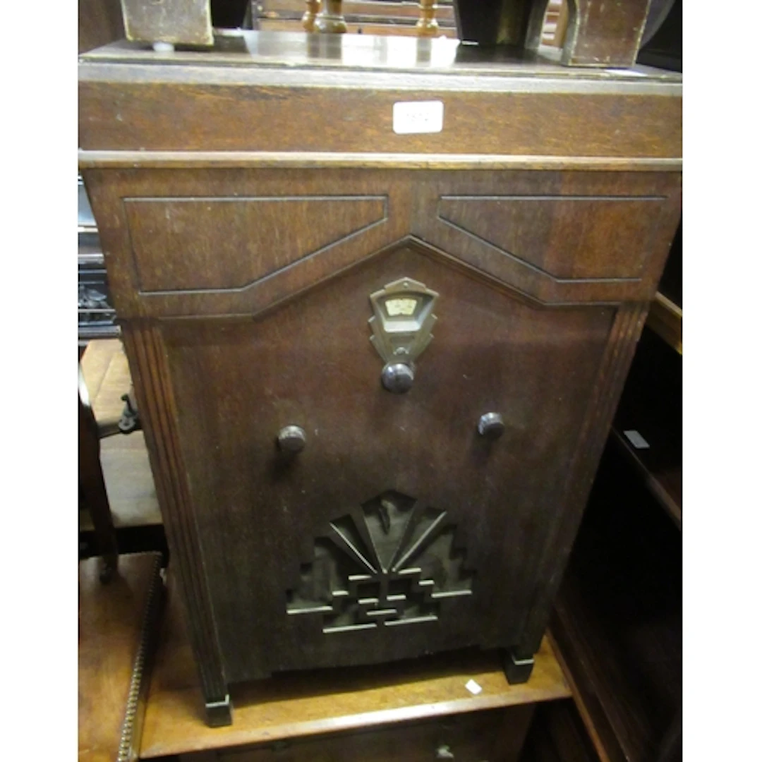 1920s Alba oak cased radio gramophone, 53cm wide x 42cm deep...
