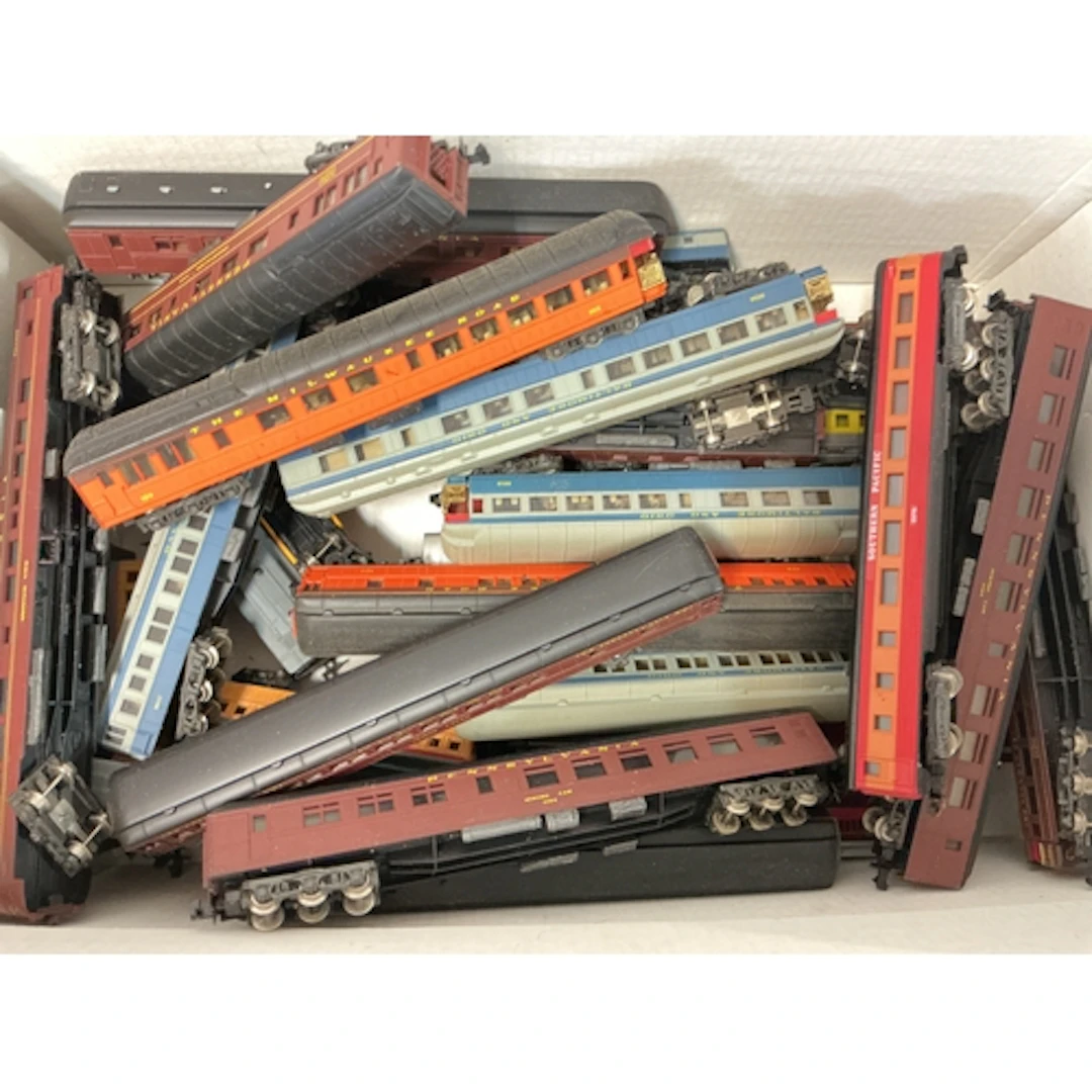 A Box Containing A Collection Of N Gauge Coaches. No Reserve...