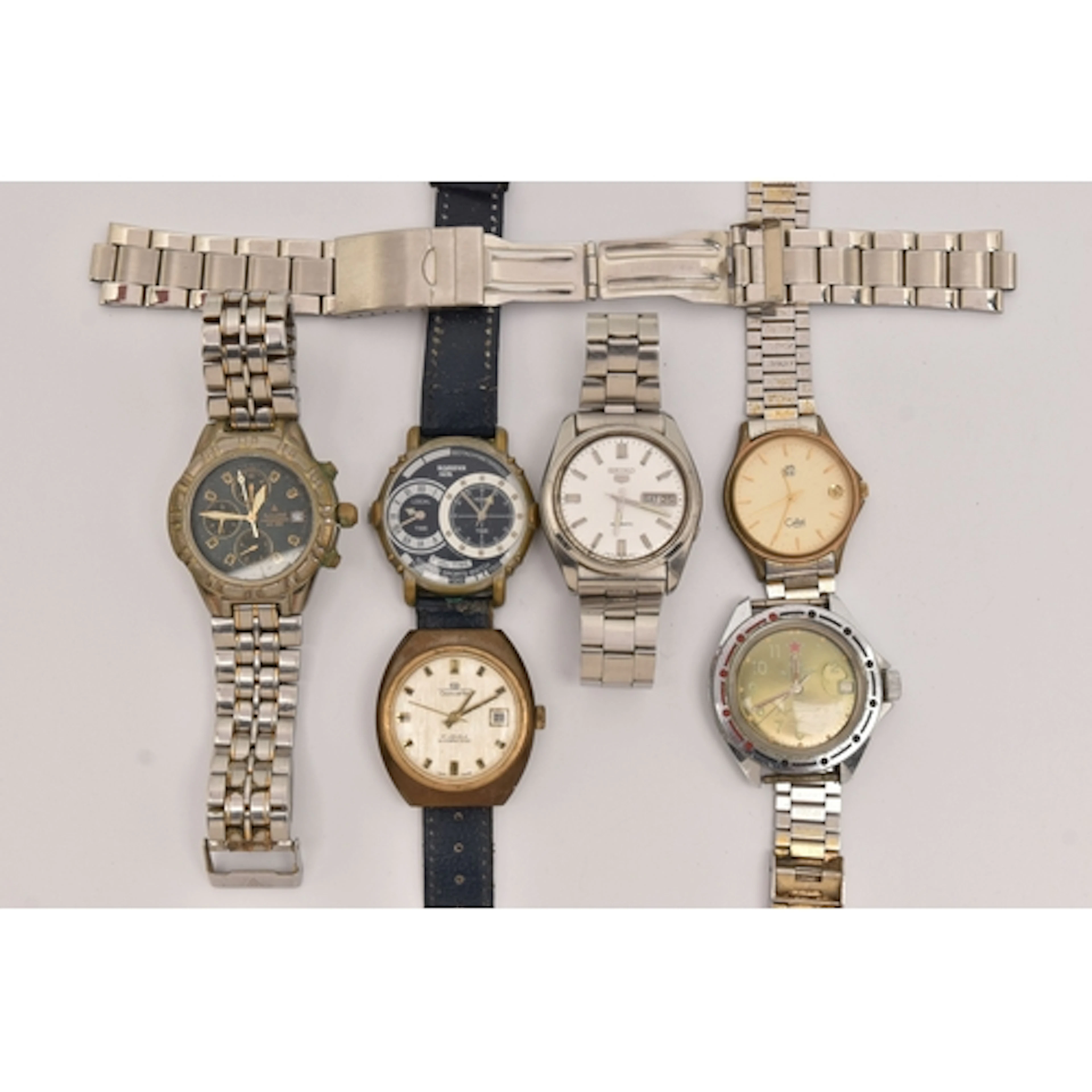AN ASSORTMENT OF WATCHES, to include Korean Air, Concerta, A...