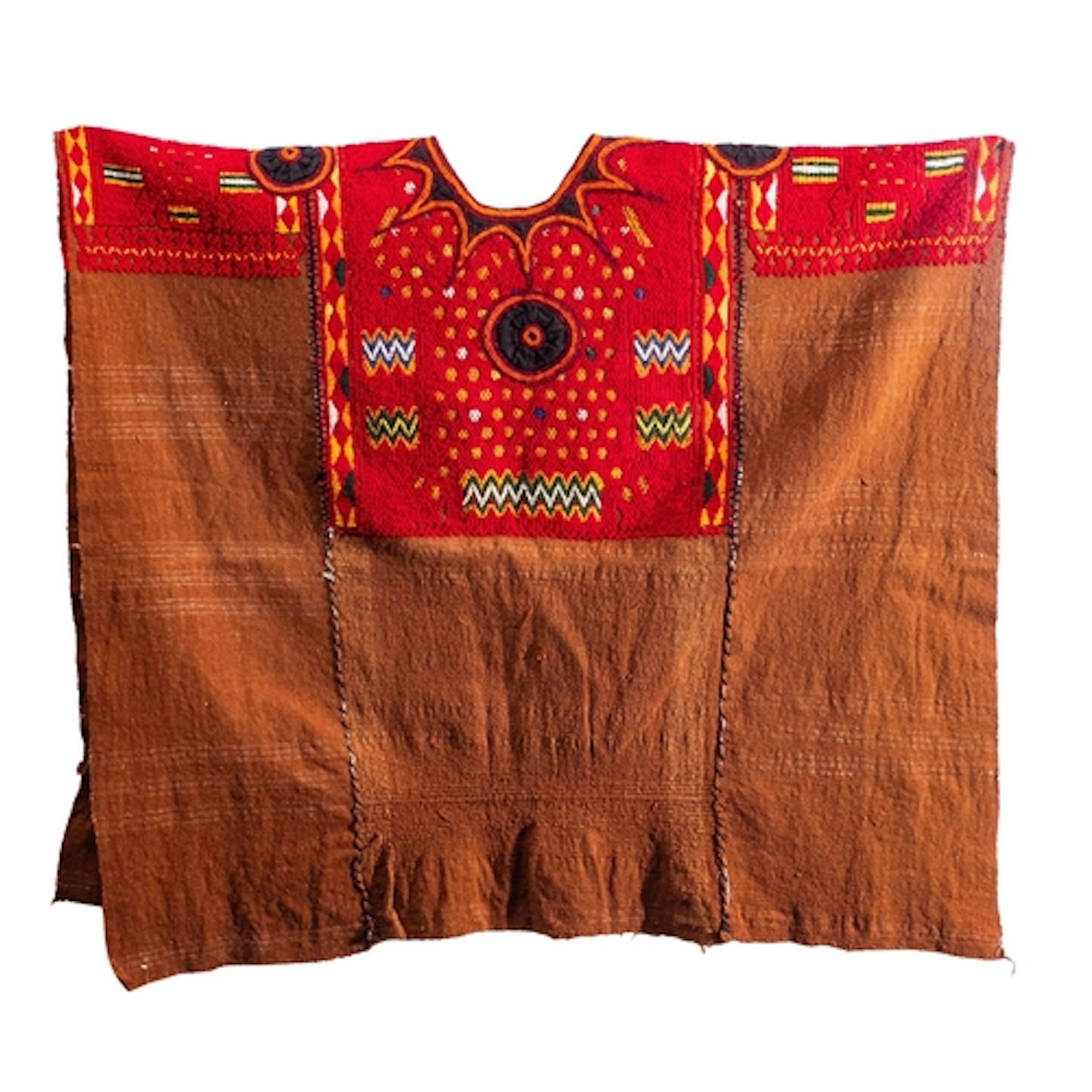 A mixed lot of textiles including a Guatemalan handwoven hui...