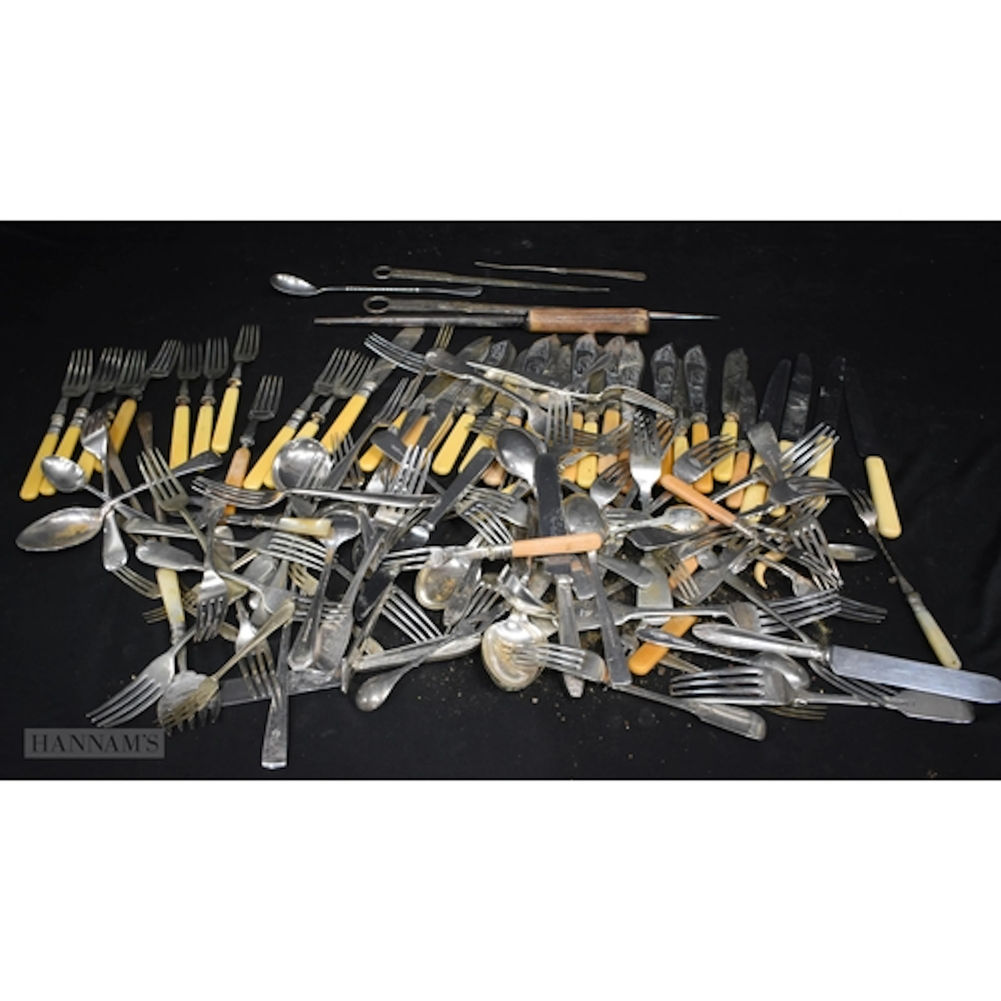 A collection of antique silver plate flatware (Qty)