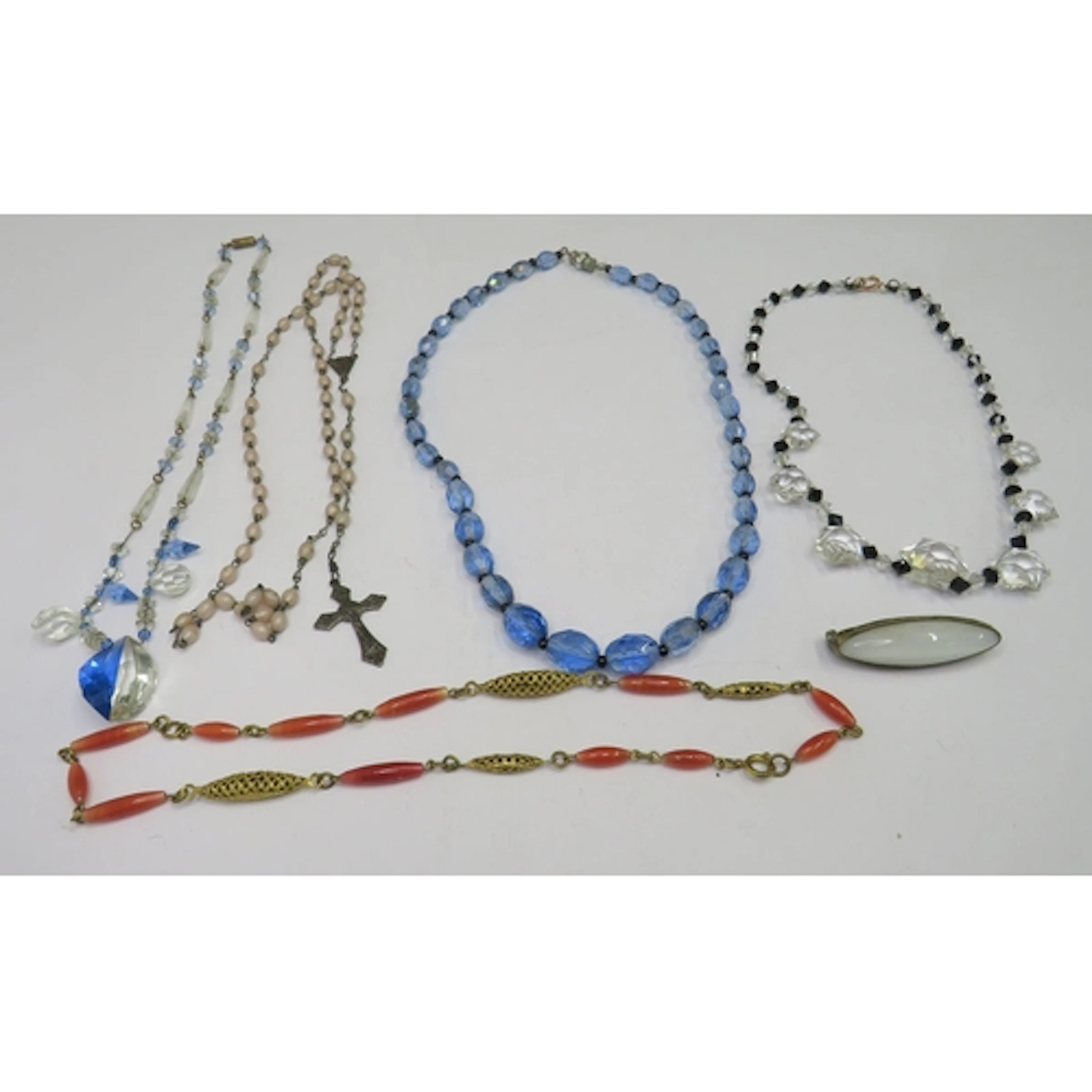 Vintage/Antique Jewellery incl. necklaces, faceted star shap...