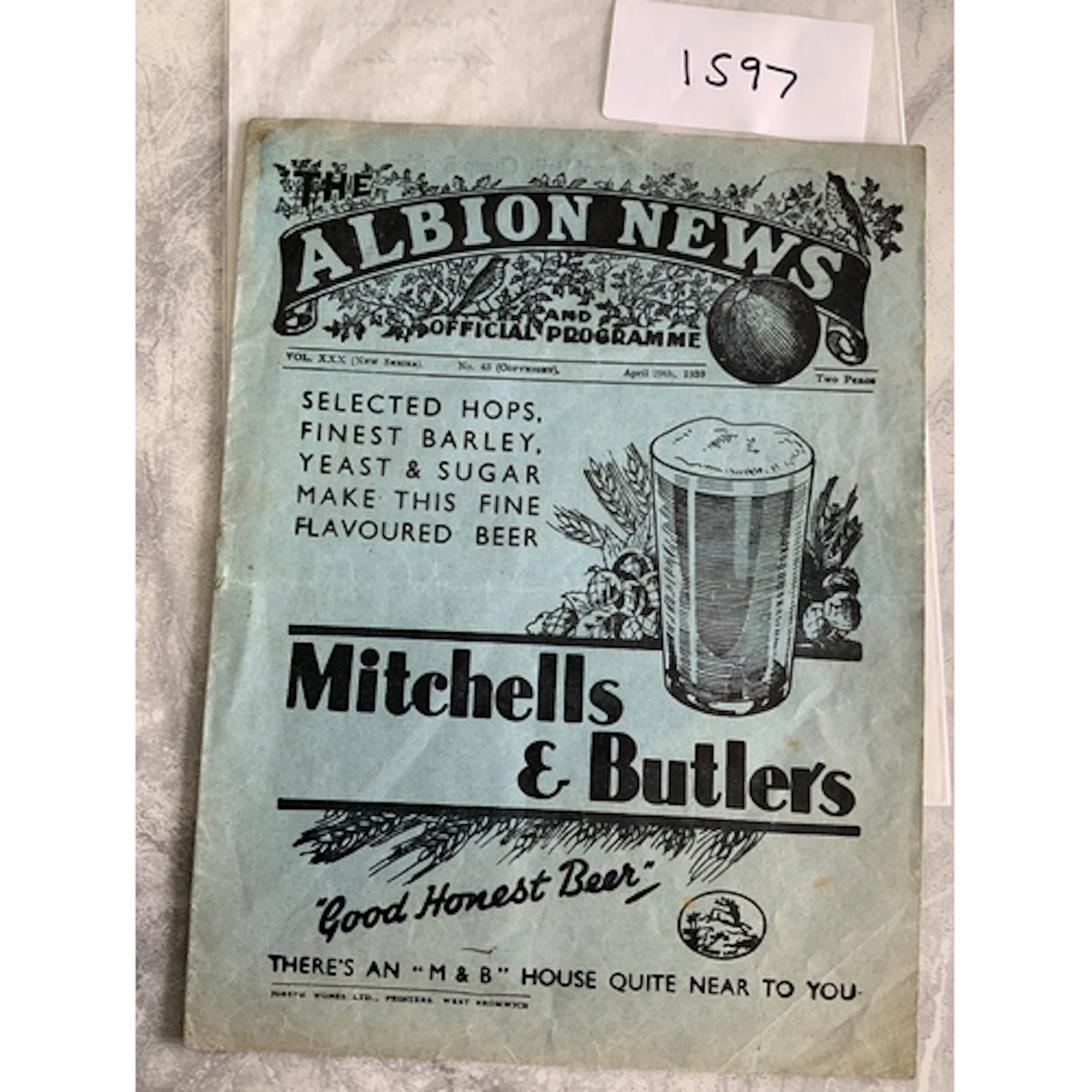38/39 West Brom v Norwich City Football Programme: Good cond...
