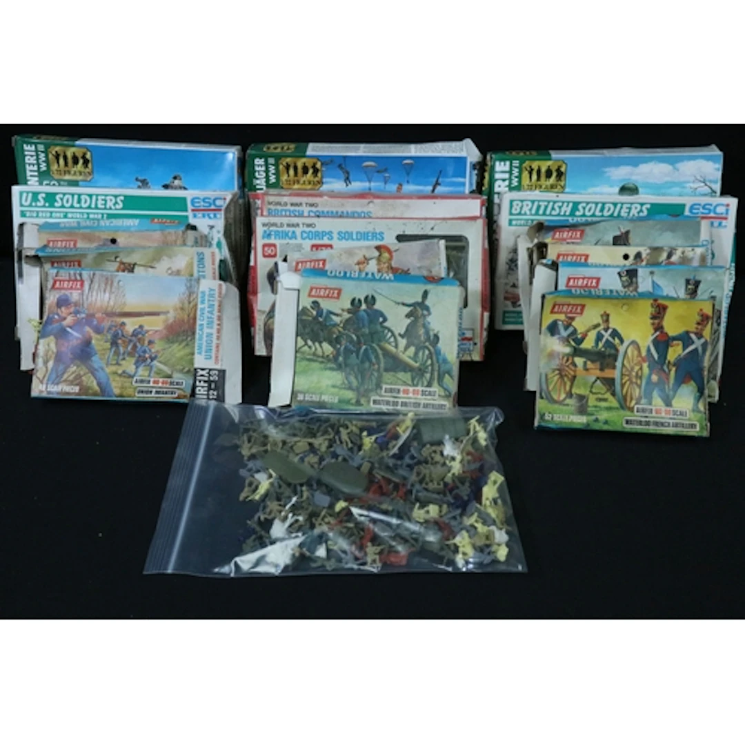 17 Boxed plastic model kits and plastic figure sets to inclu...