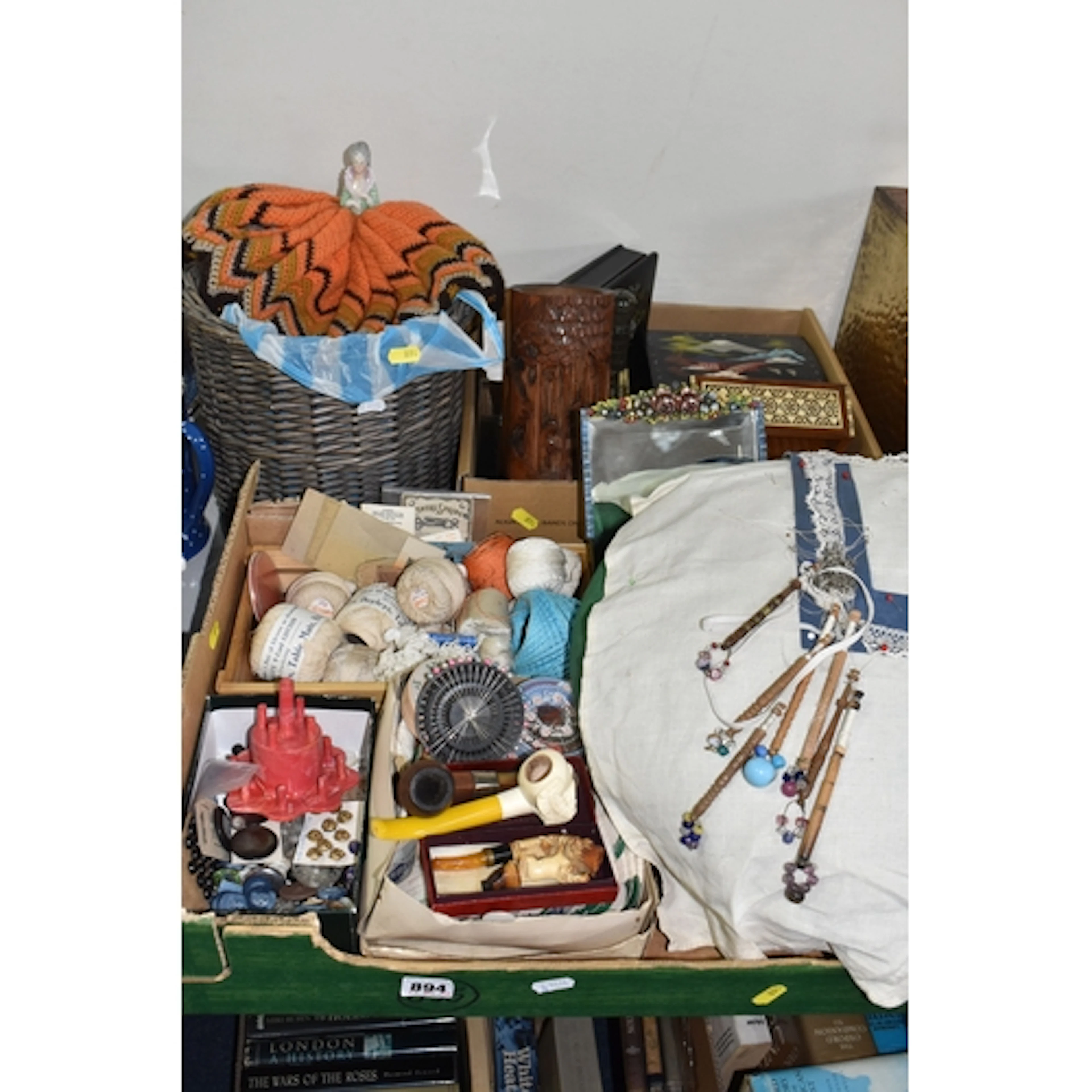 TWO BOXES AND LOOSE OF MISCELLANEOUS VINTAGE ITEMS, to inclu...