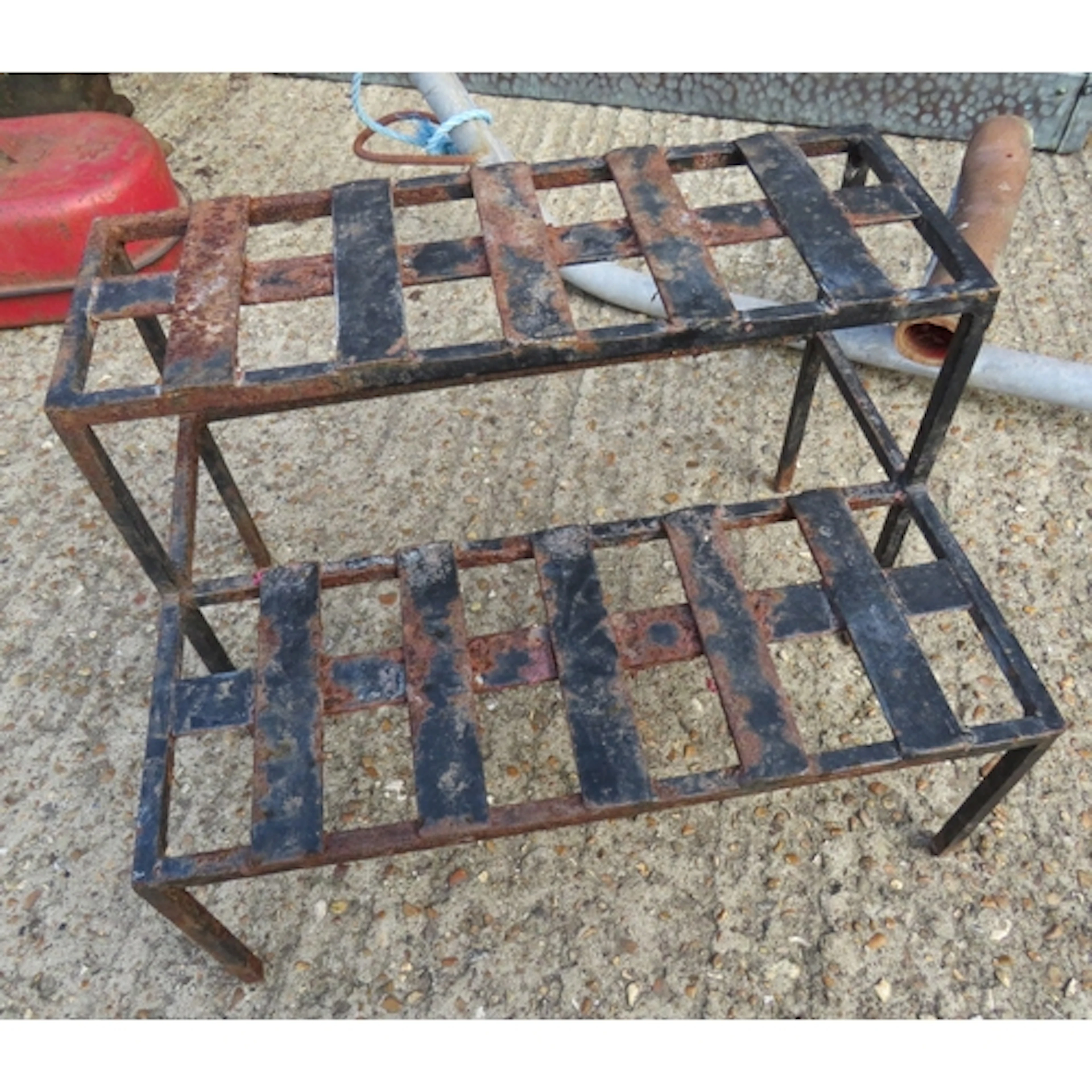 2 Stepped Cast Metal Plant Stand 6117