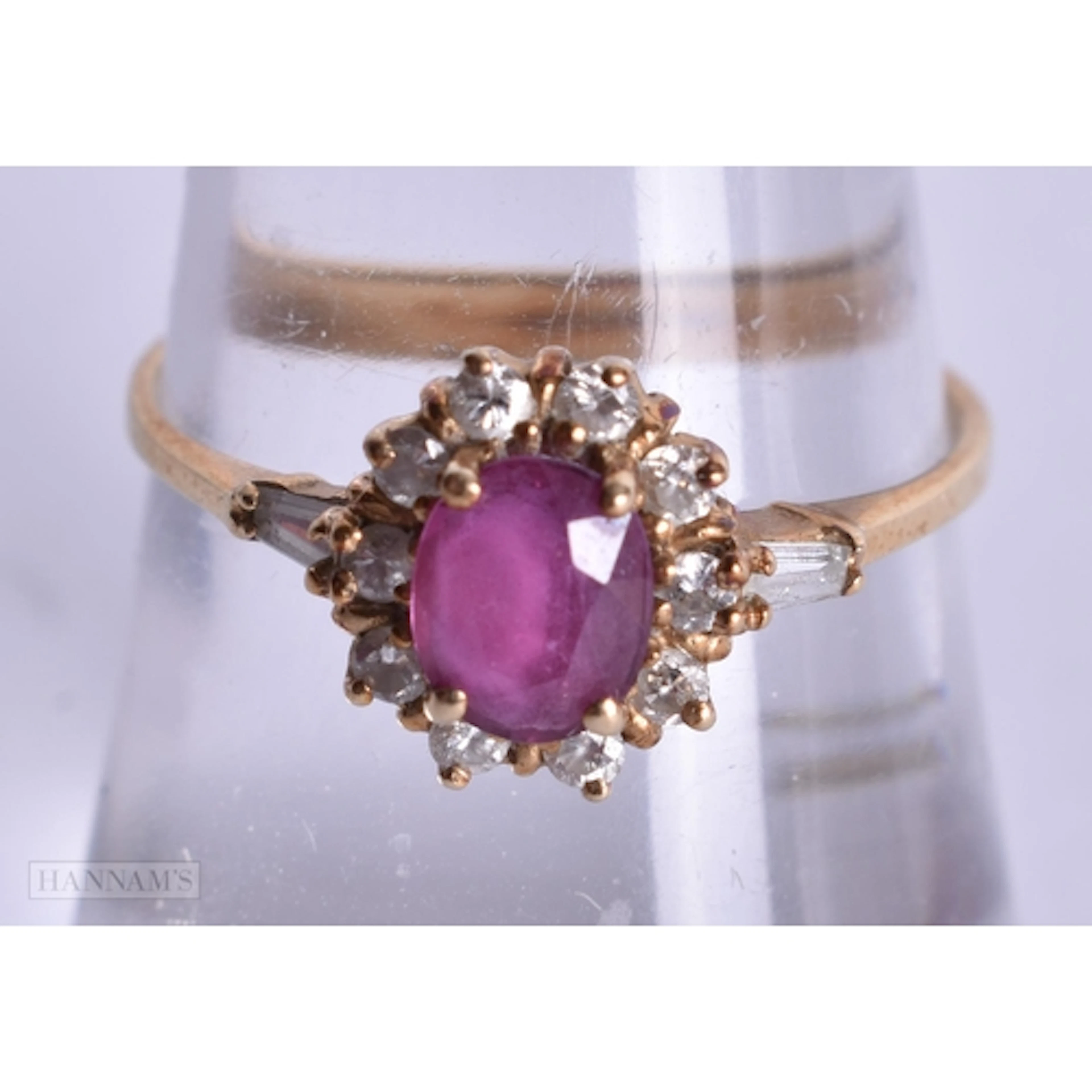 14ct gold ruby diamond halo cluster ring (1.8g) O.