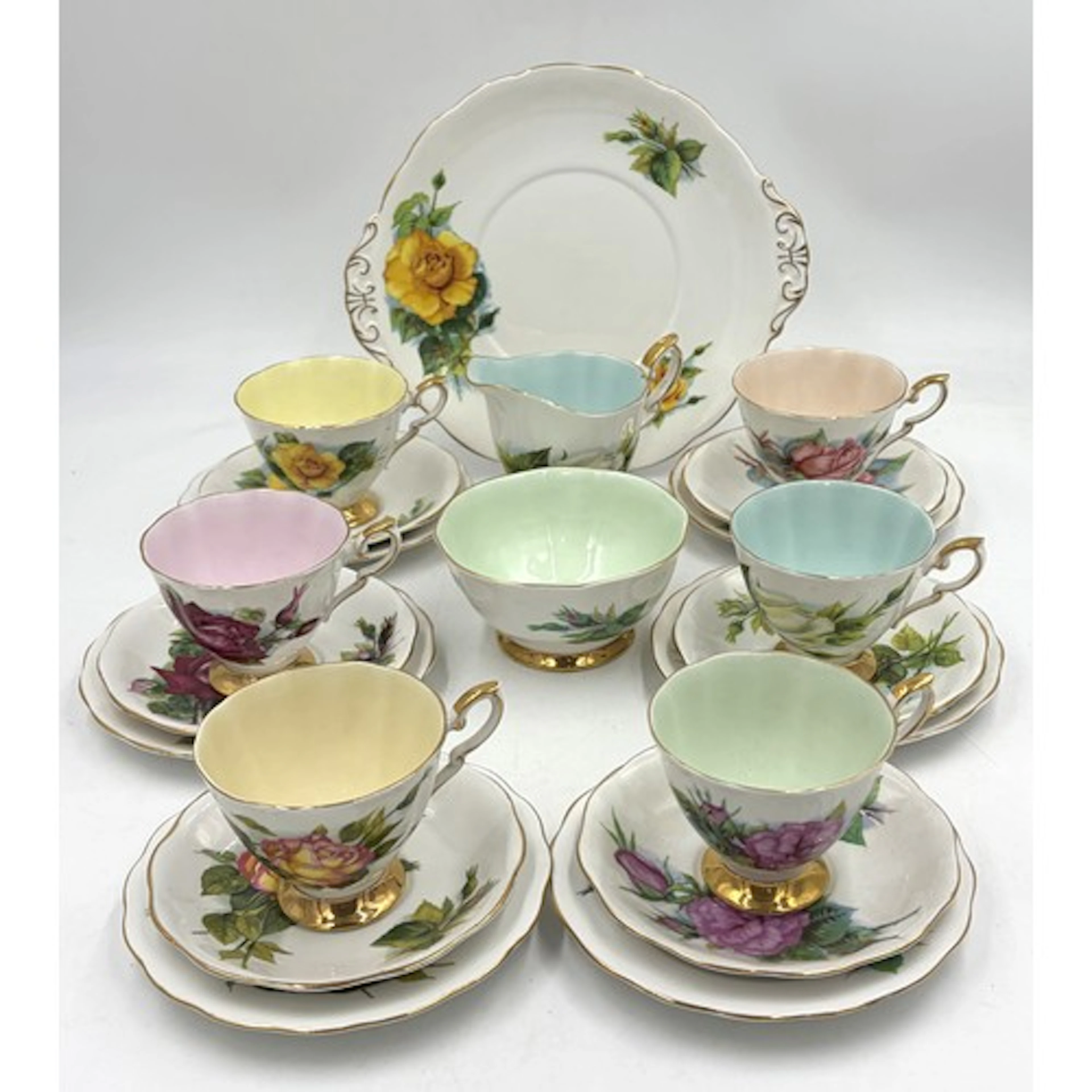 Royal Standard Harry Wheatcroft World Famous Roses tea set c...