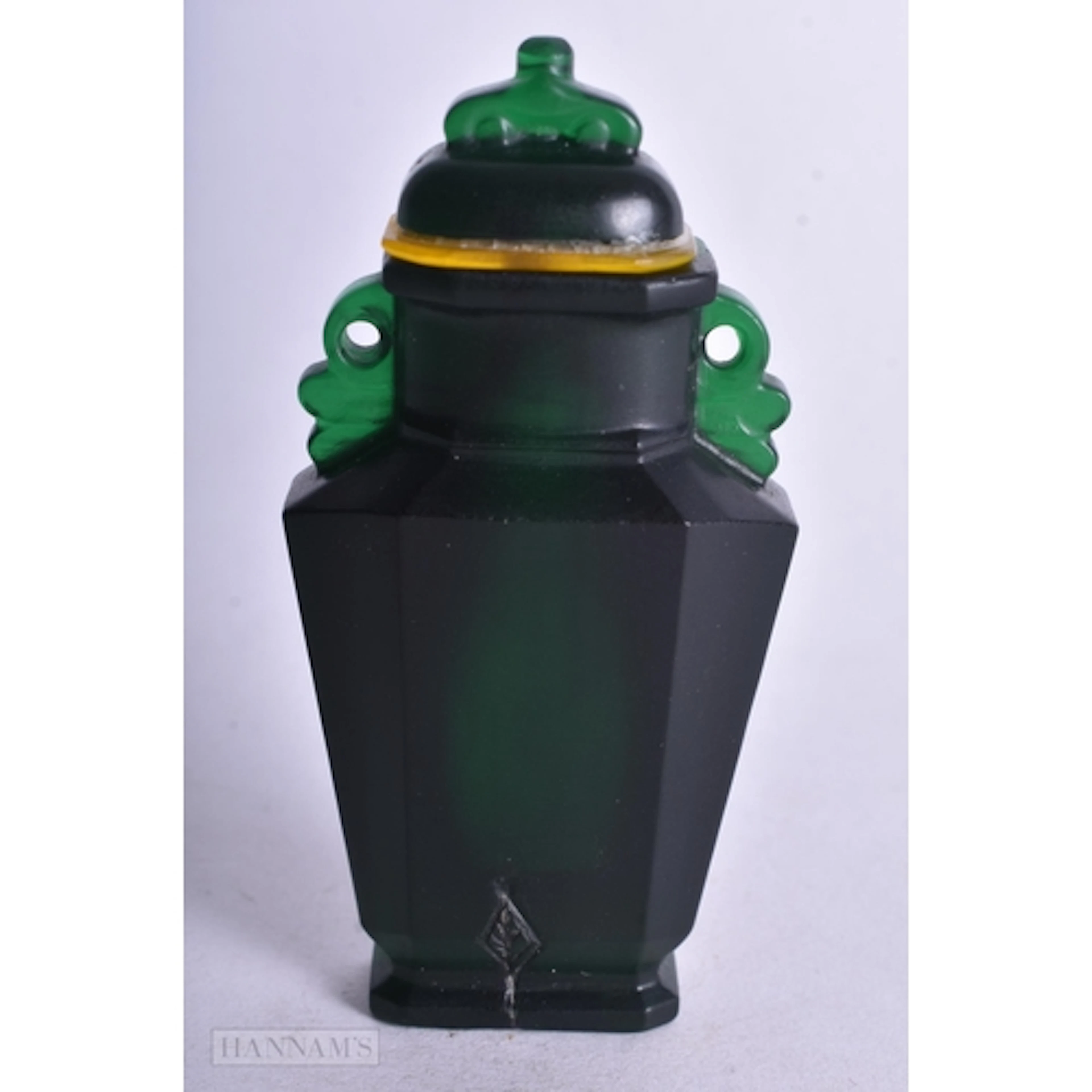 AN ART DECO EMERALD JADE GLASS SNUFF BOTTLE AND STOPPER. 8.2...