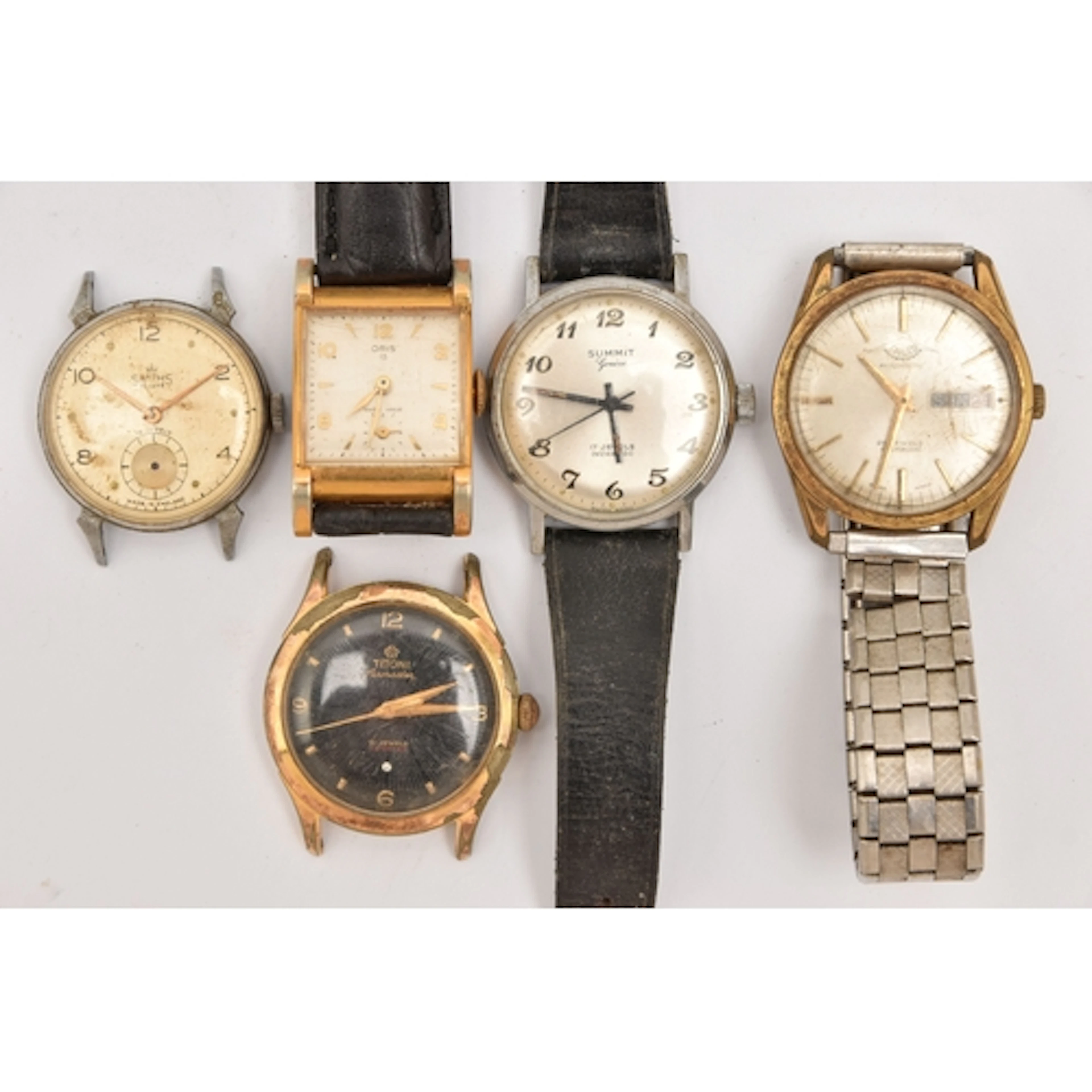 AN ASSORTMENT OF GENTS WATCHES, three wristwatches, names to...