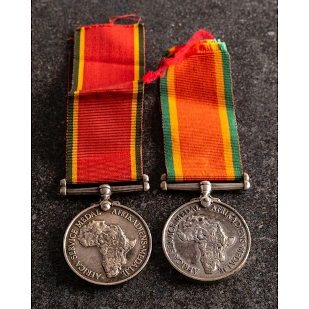 Two Africa Service Medals 'C320915 R HEYNES' 'N37265 J MAJO...