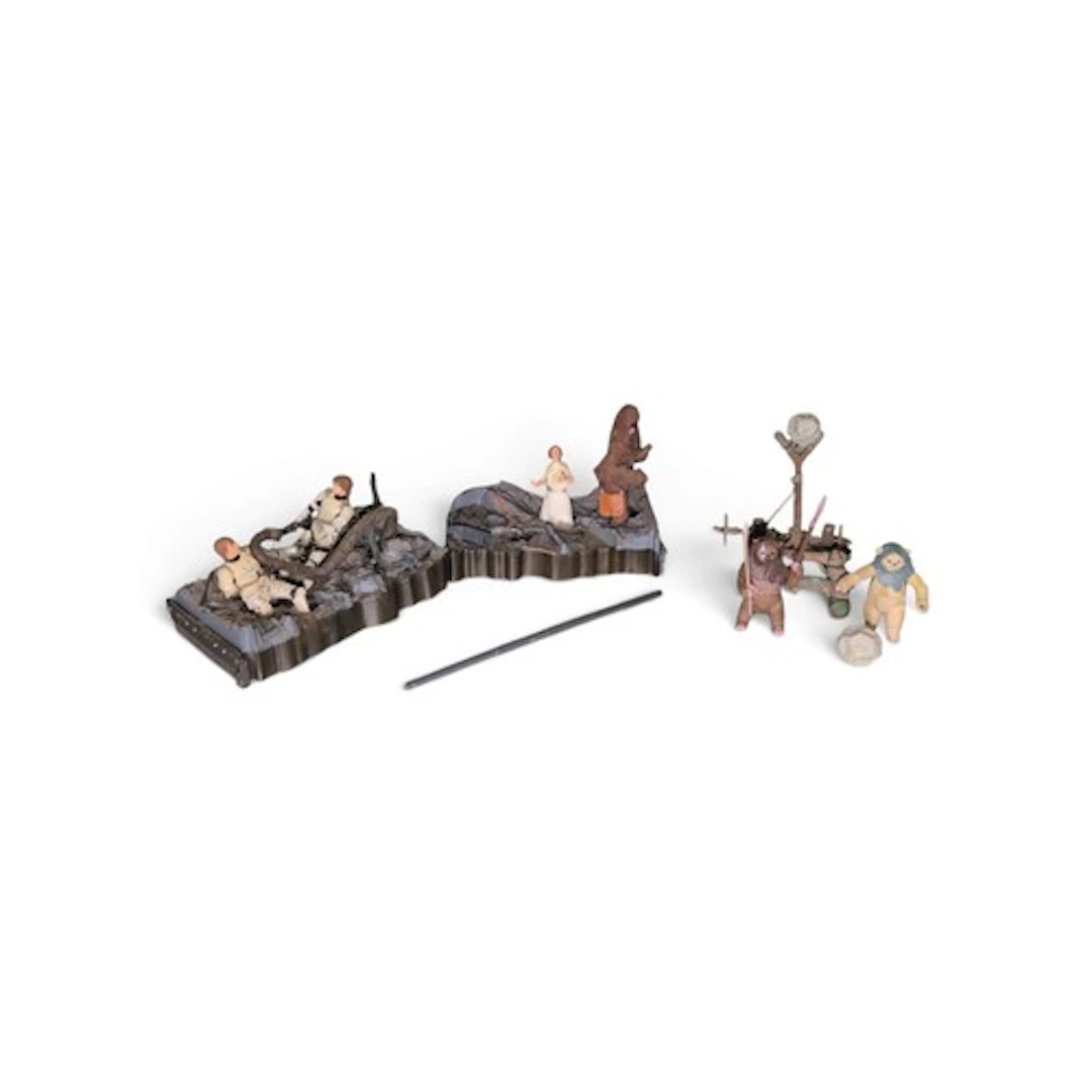 2 x Star Wars dioramas: Death Star Trash Compactor set, Ewok...