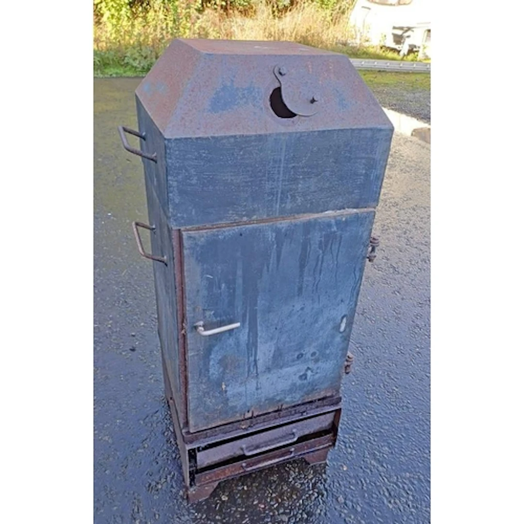 METAL GARDEN SMOKER