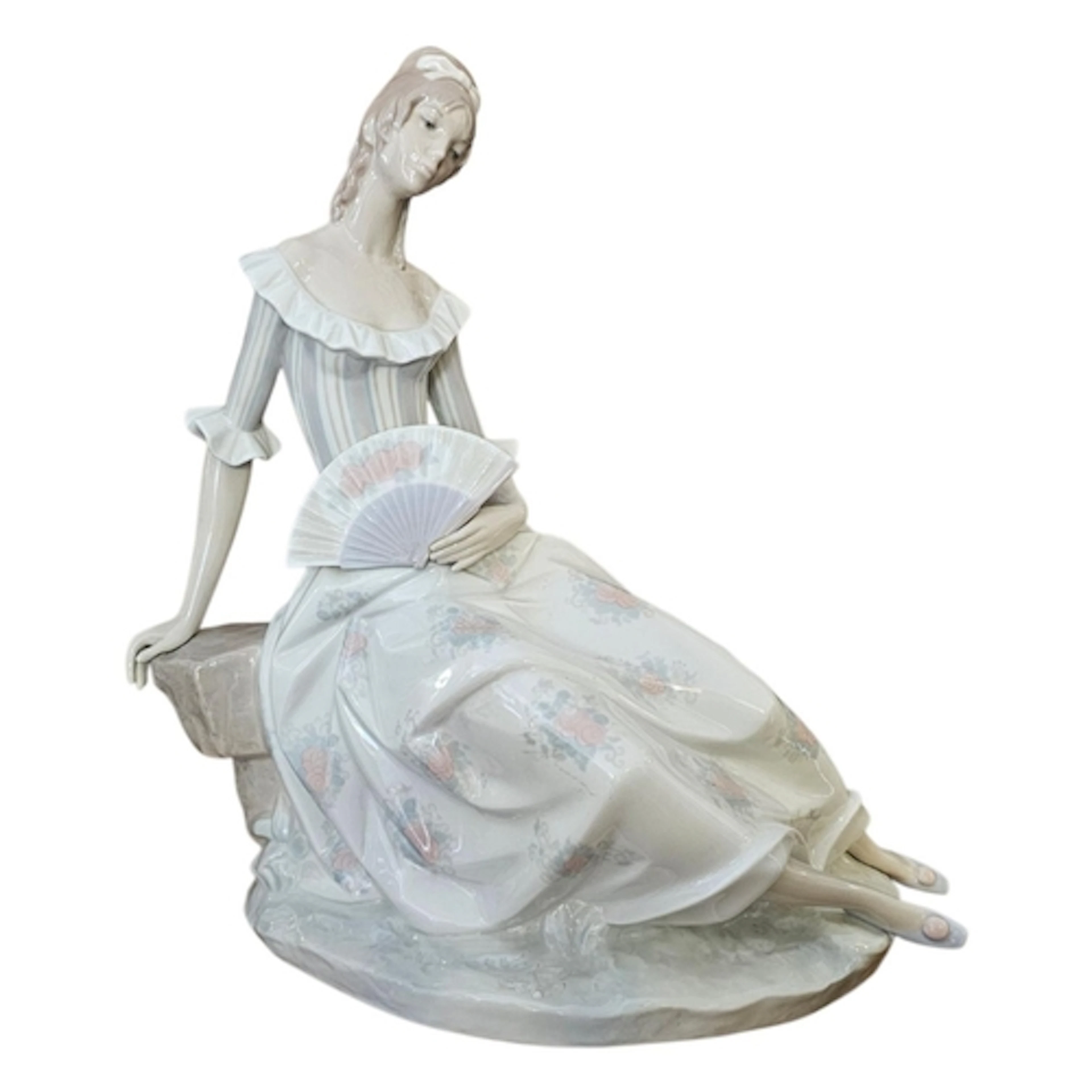 LLADRO, A LARGE VINTAGE PORCELAIN FIGURE Titled ‘Lady with F...