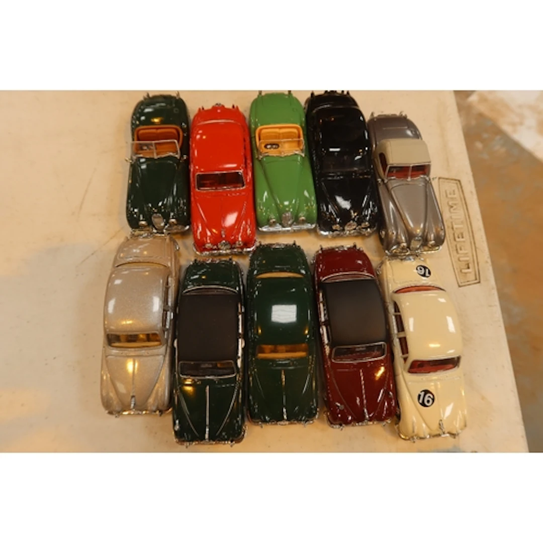 10 Corgi Jaguar models