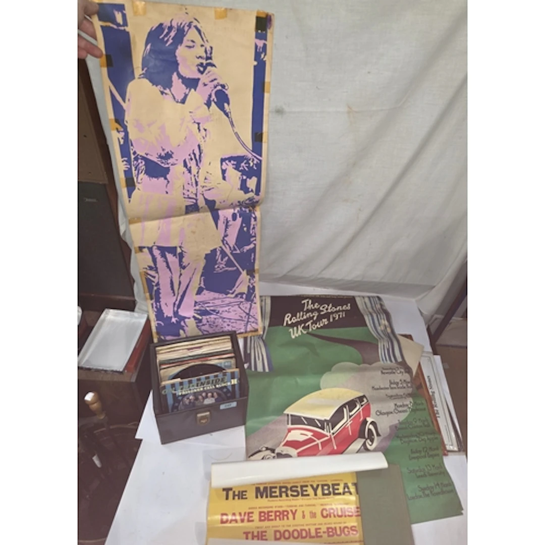 A collection of 1960's rock and Pop singles and a collection...